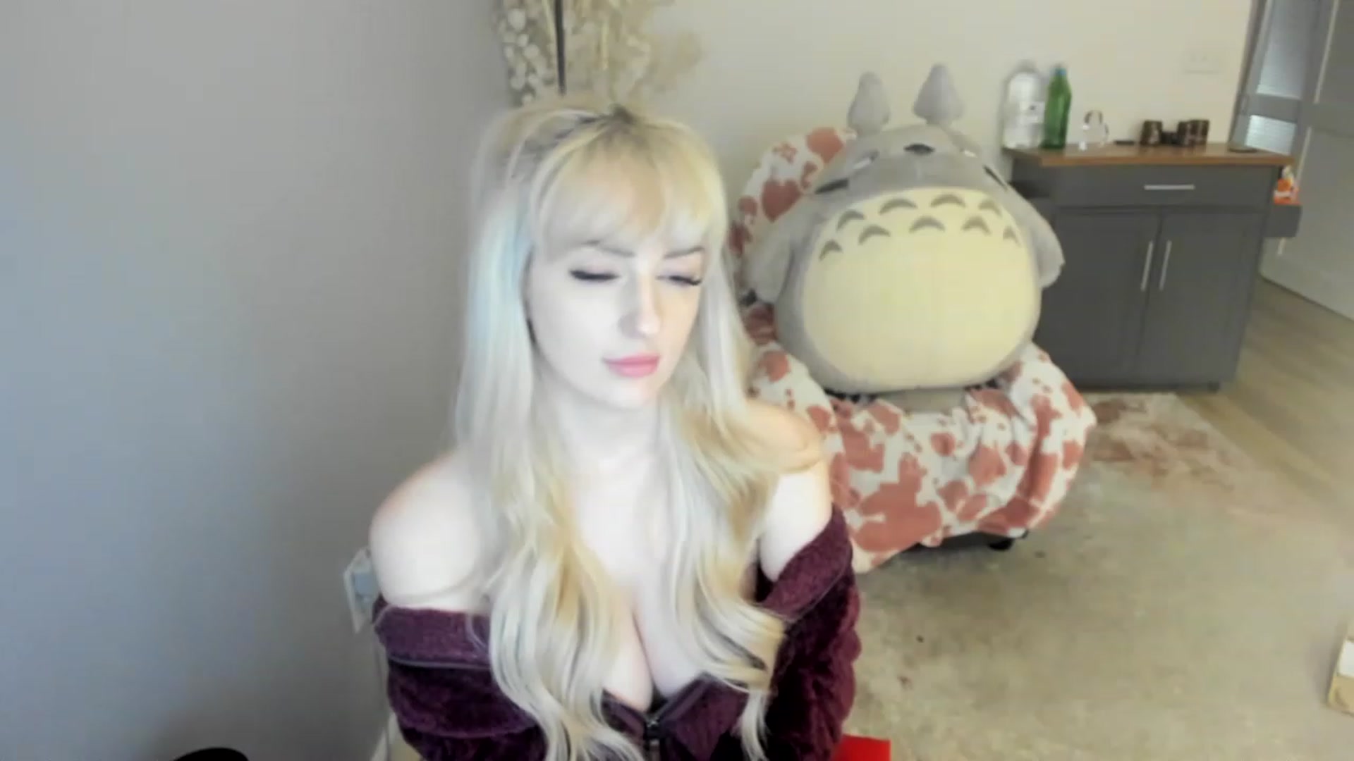 Gallery image thumbnail from MilkCuckDomme's myfreecams stream on, 06/18/2023, 12:41 image 8 of 20