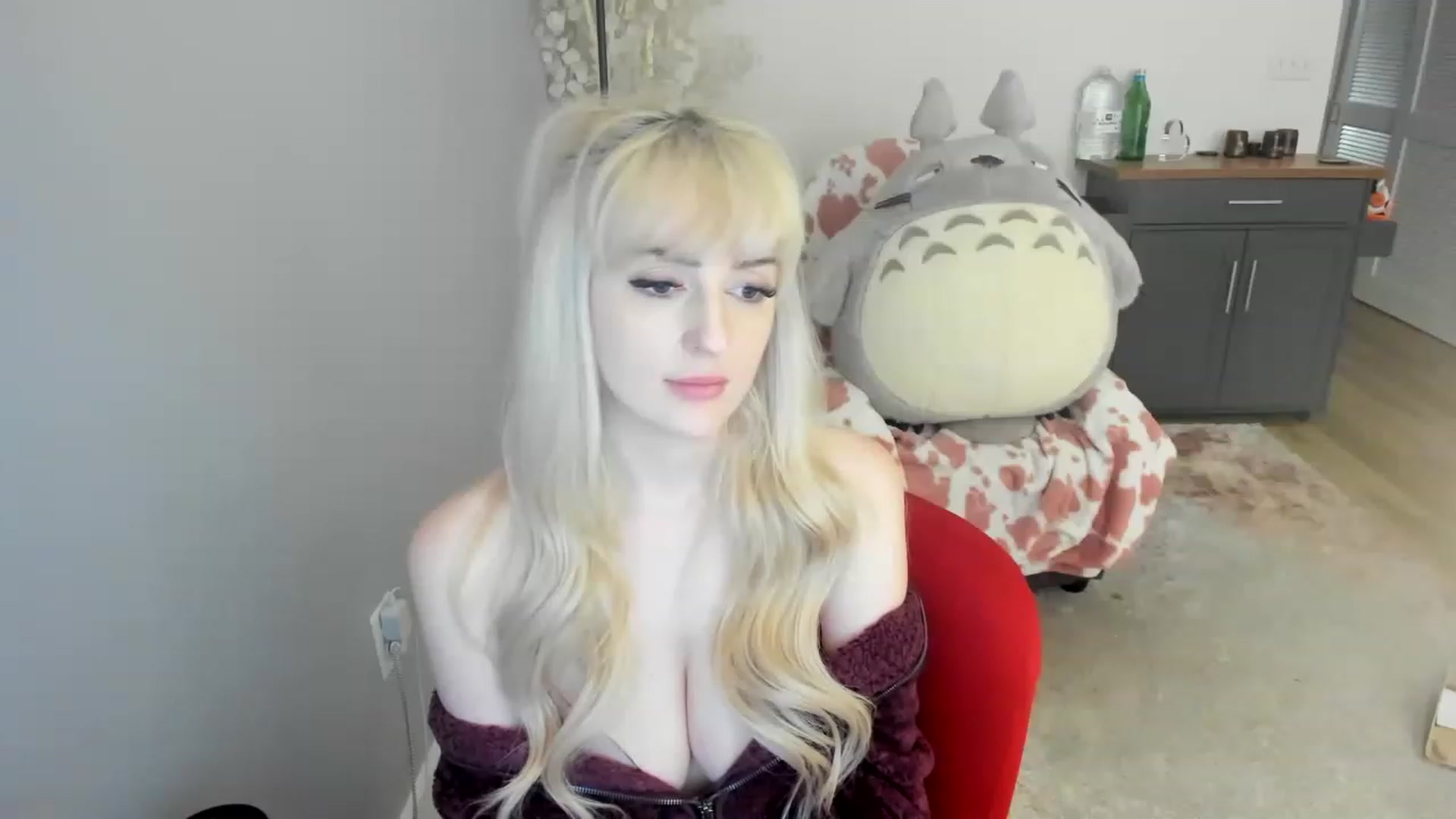 Gallery image thumbnail from MilkCuckDomme's myfreecams stream on, 06/18/2023, 15:36 image 17 of 20