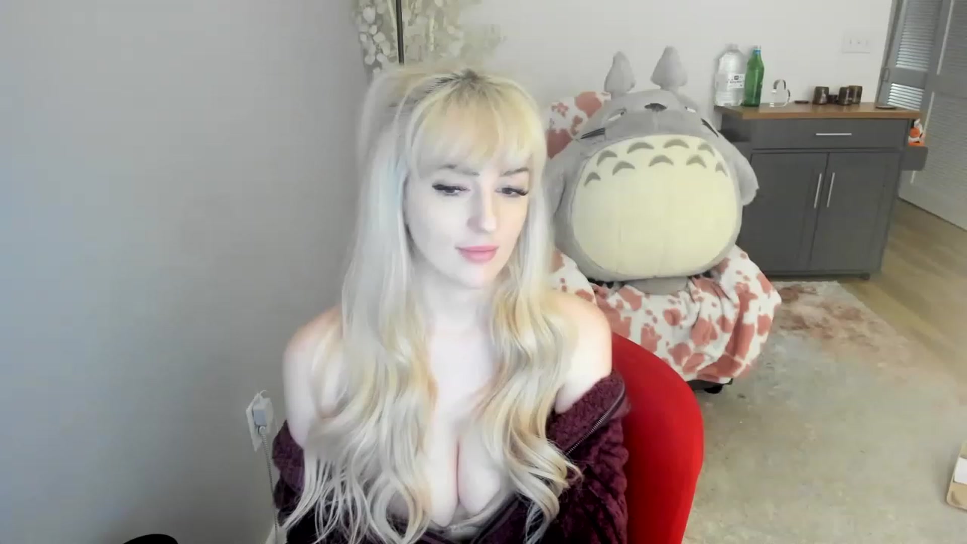 Gallery image thumbnail from MilkCuckDomme's myfreecams stream on, 06/18/2023, 15:36 image 11 of 20