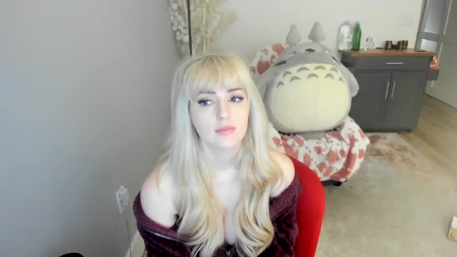 Gallery image thumbnail from MilkCuckDomme's myfreecams stream on, 06/18/2023, 15:36 image 5 of 20