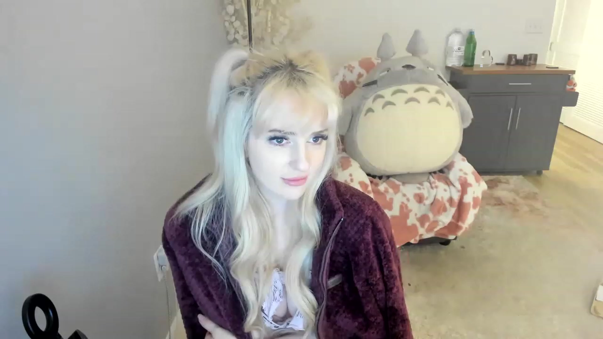 Gallery image thumbnail from MilkCuckDomme's myfreecams stream on, 06/19/2023, 07:02 image 1 of 20