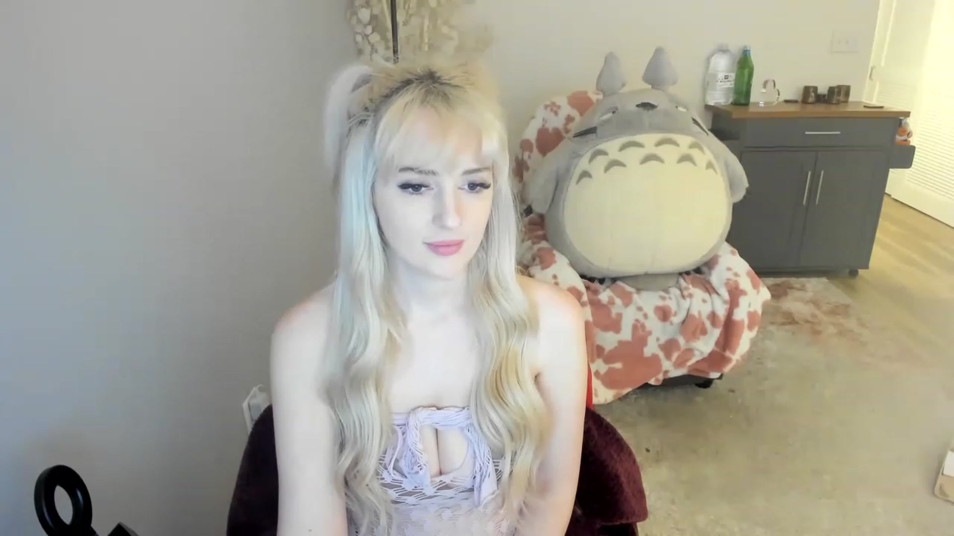 Gallery image thumbnail from MilkCuckDomme's myfreecams stream on, 06/19/2023, 07:02 image 9 of 20