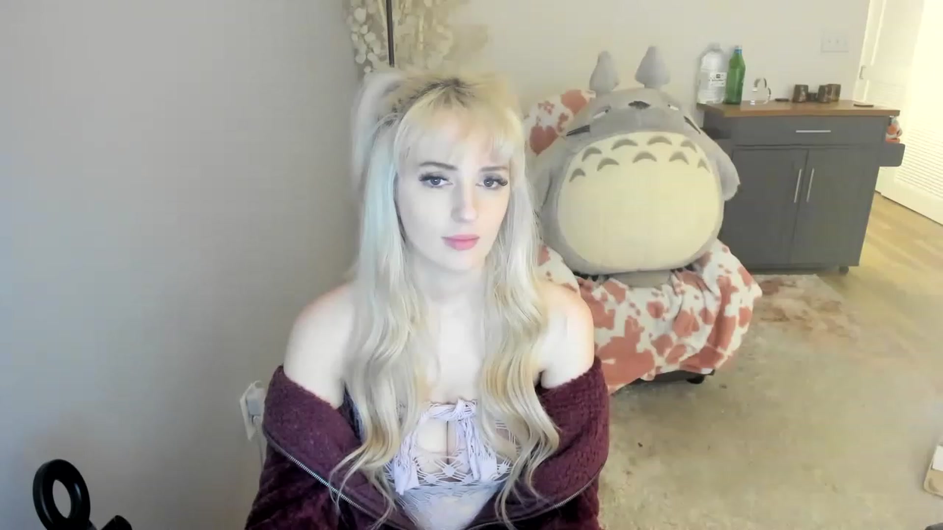 Gallery image thumbnail from MilkCuckDomme's myfreecams stream on, 06/19/2023, 10:00 image 1 of 20