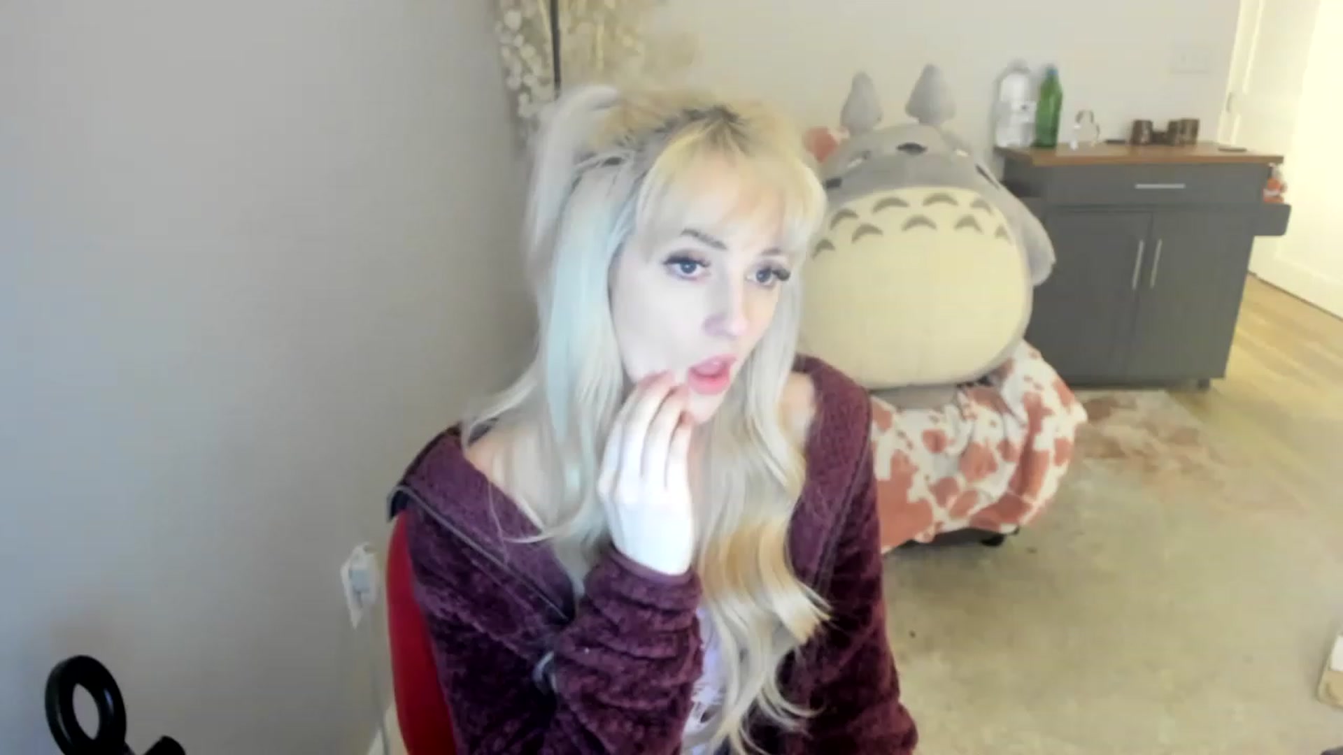 Gallery image thumbnail from MilkCuckDomme's myfreecams stream on, 06/19/2023, 10:00 image 18 of 20