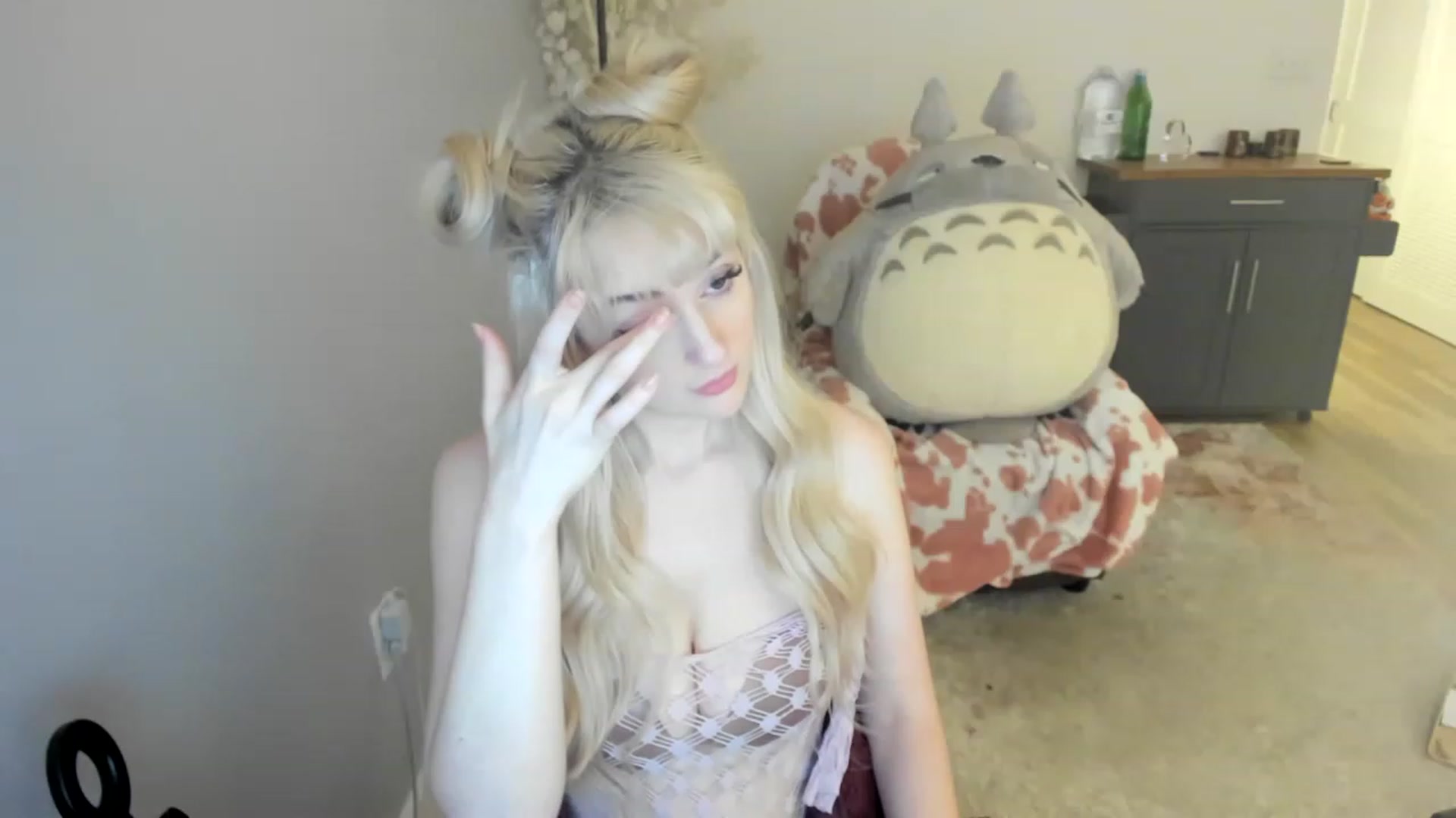 Gallery image thumbnail from MilkCuckDomme's myfreecams stream on, 06/19/2023, 10:36 image 16 of 20