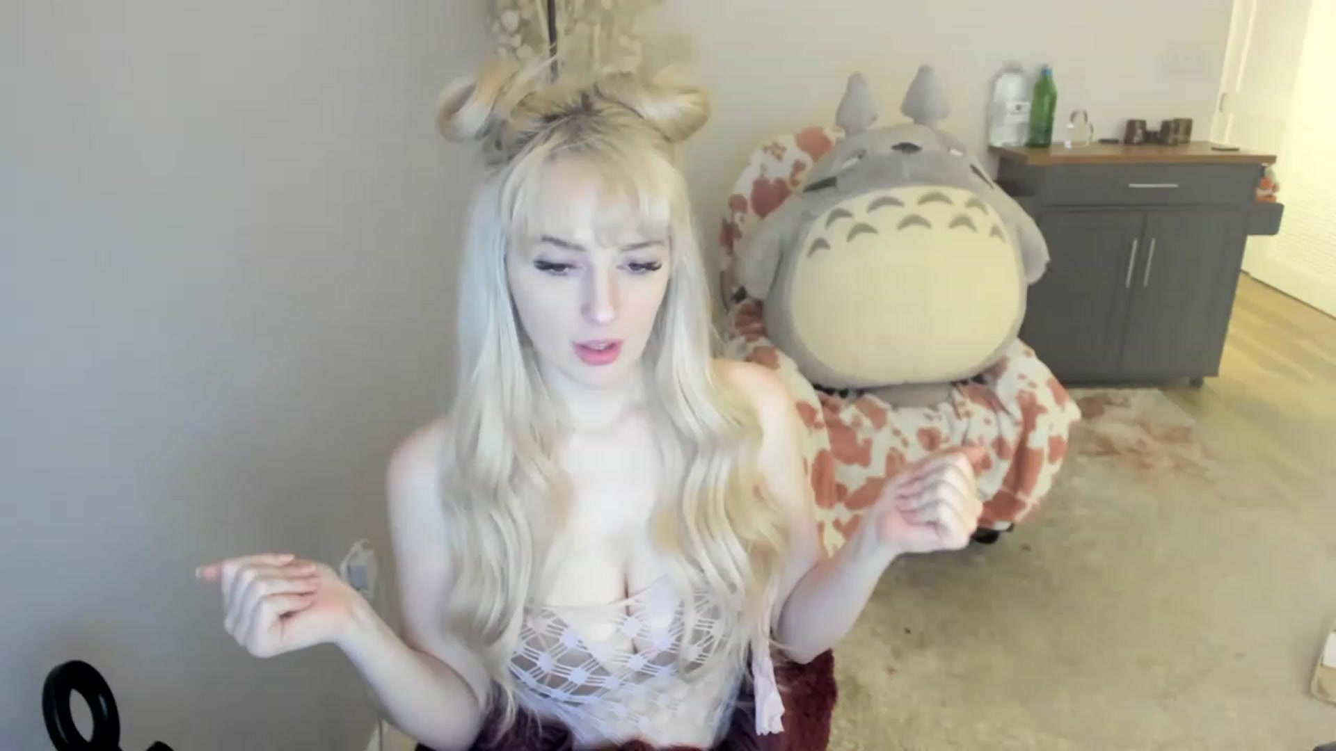 Gallery image thumbnail from MilkCuckDomme's myfreecams stream on, 06/19/2023, 10:36 image 20 of 20