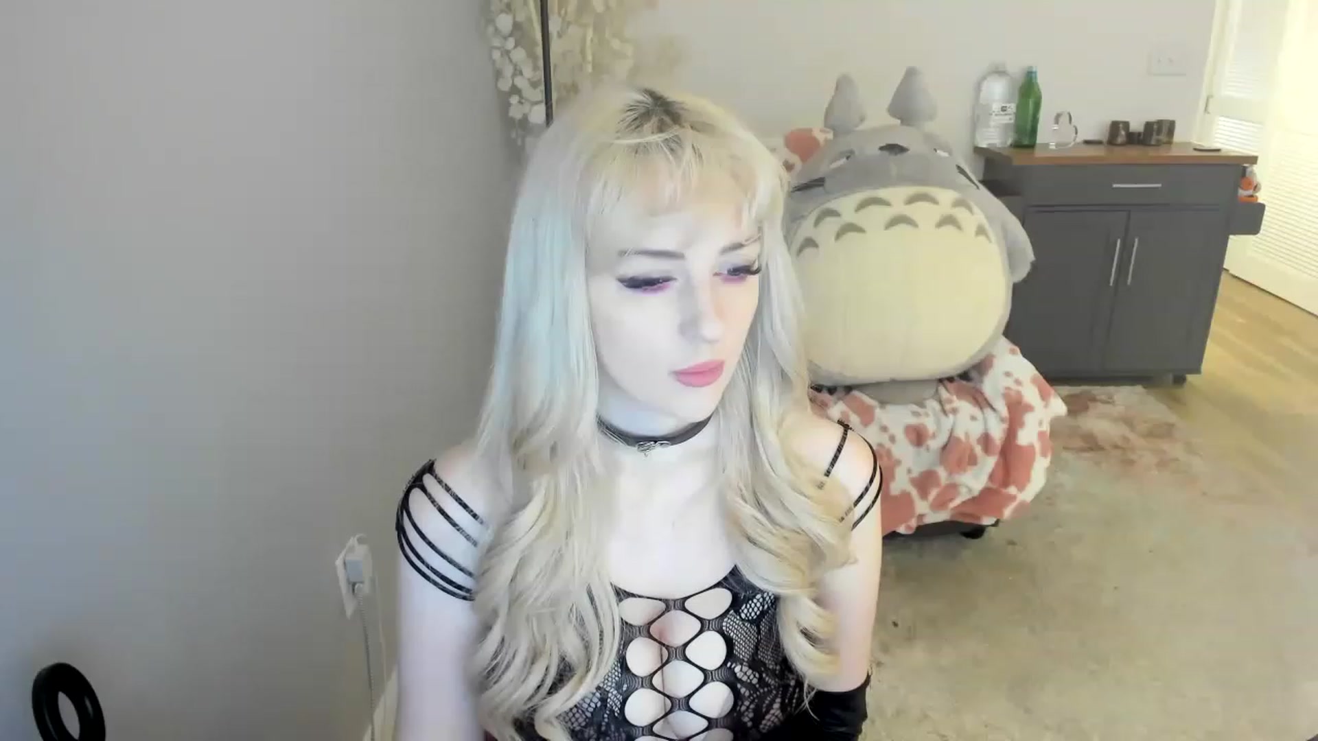 Gallery image thumbnail from MilkCuckDomme's myfreecams stream on, 06/20/2023, 23:18 image 16 of 20