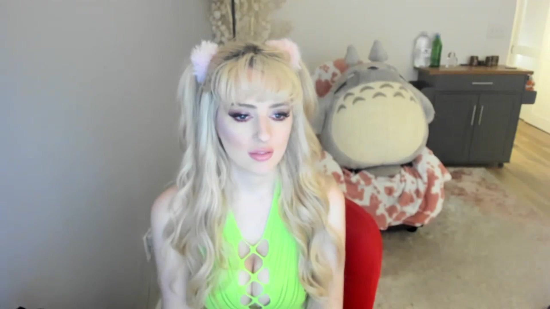 Gallery image thumbnail from Milk_Cuck's myfreecams stream on, 06/29/2023, 22:42 image 17 of 20