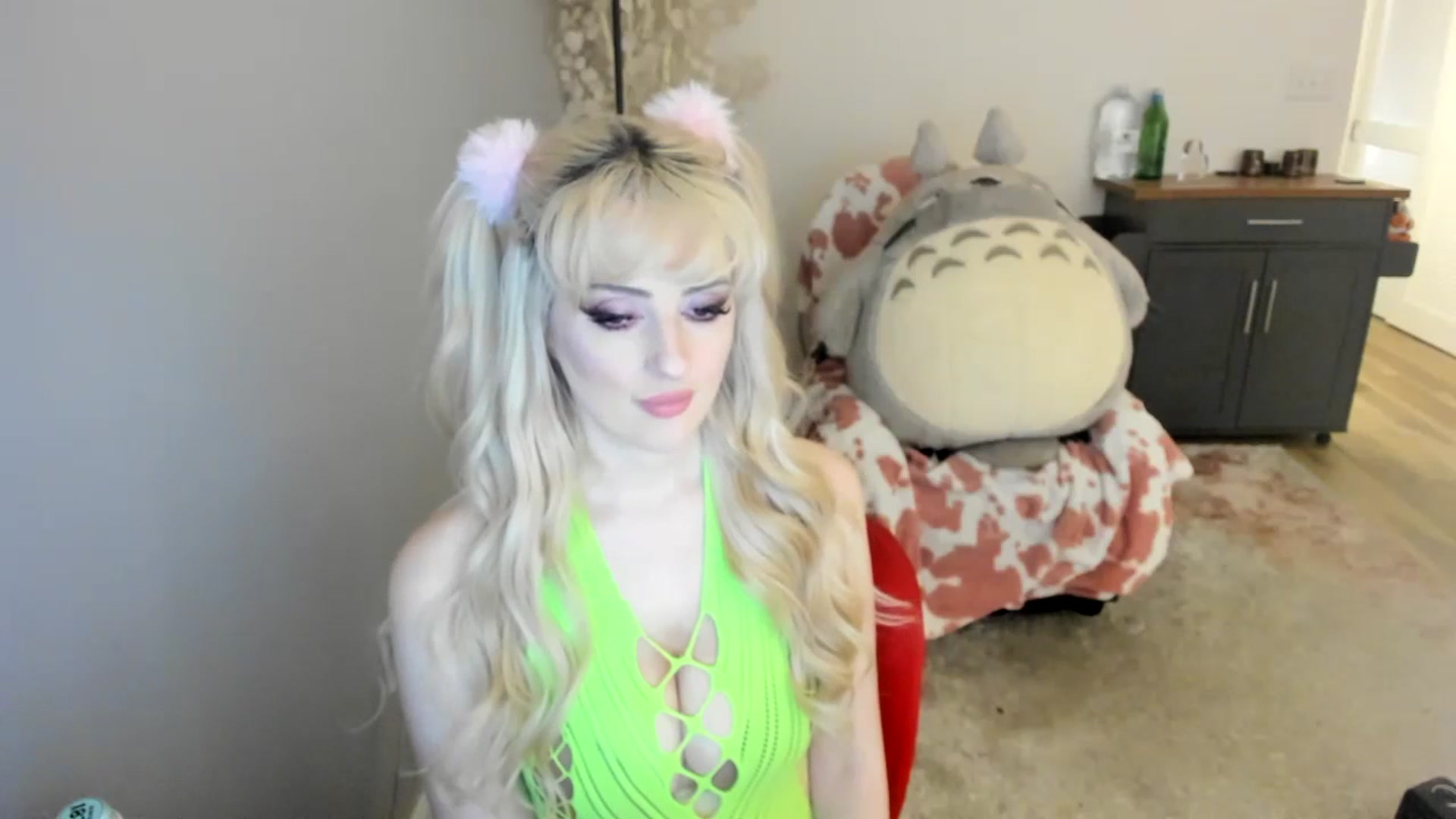Gallery image thumbnail from Milk_Cuck's myfreecams stream on, 06/30/2023, 03:22 image 7 of 20