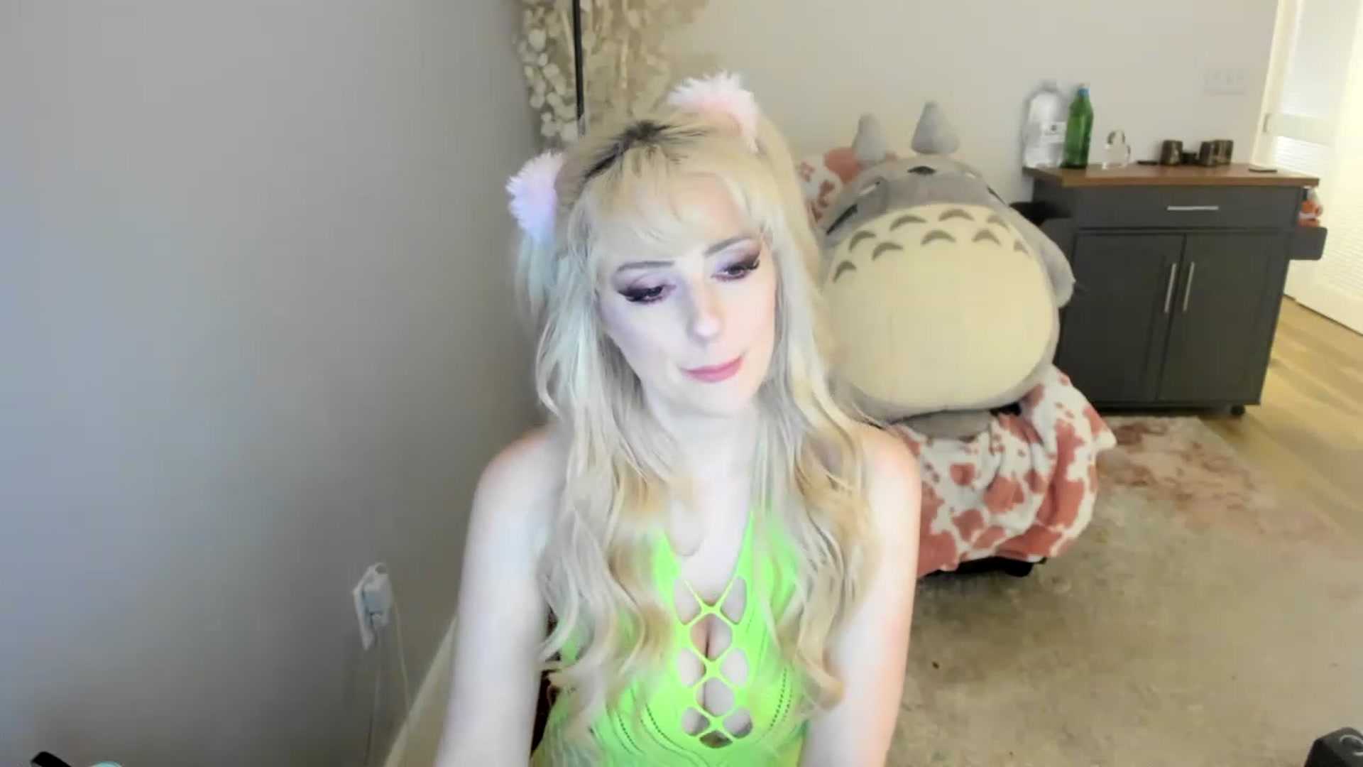 Gallery image thumbnail from Milk_Cuck's myfreecams stream on, 06/30/2023, 05:53 image 19 of 20