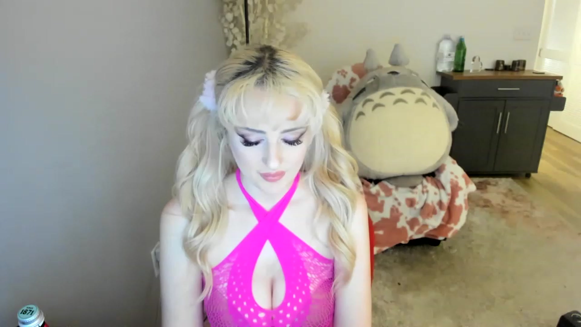 Gallery image thumbnail from Milk_Cuck's myfreecams stream on, 06/30/2023, 09:38 image 3 of 20