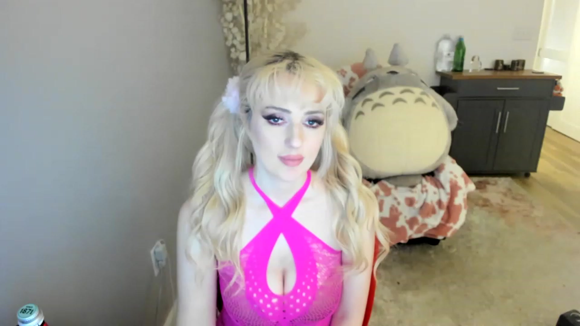 Gallery image thumbnail from Milk_Cuck's myfreecams stream on, 06/30/2023, 09:38 image 14 of 20