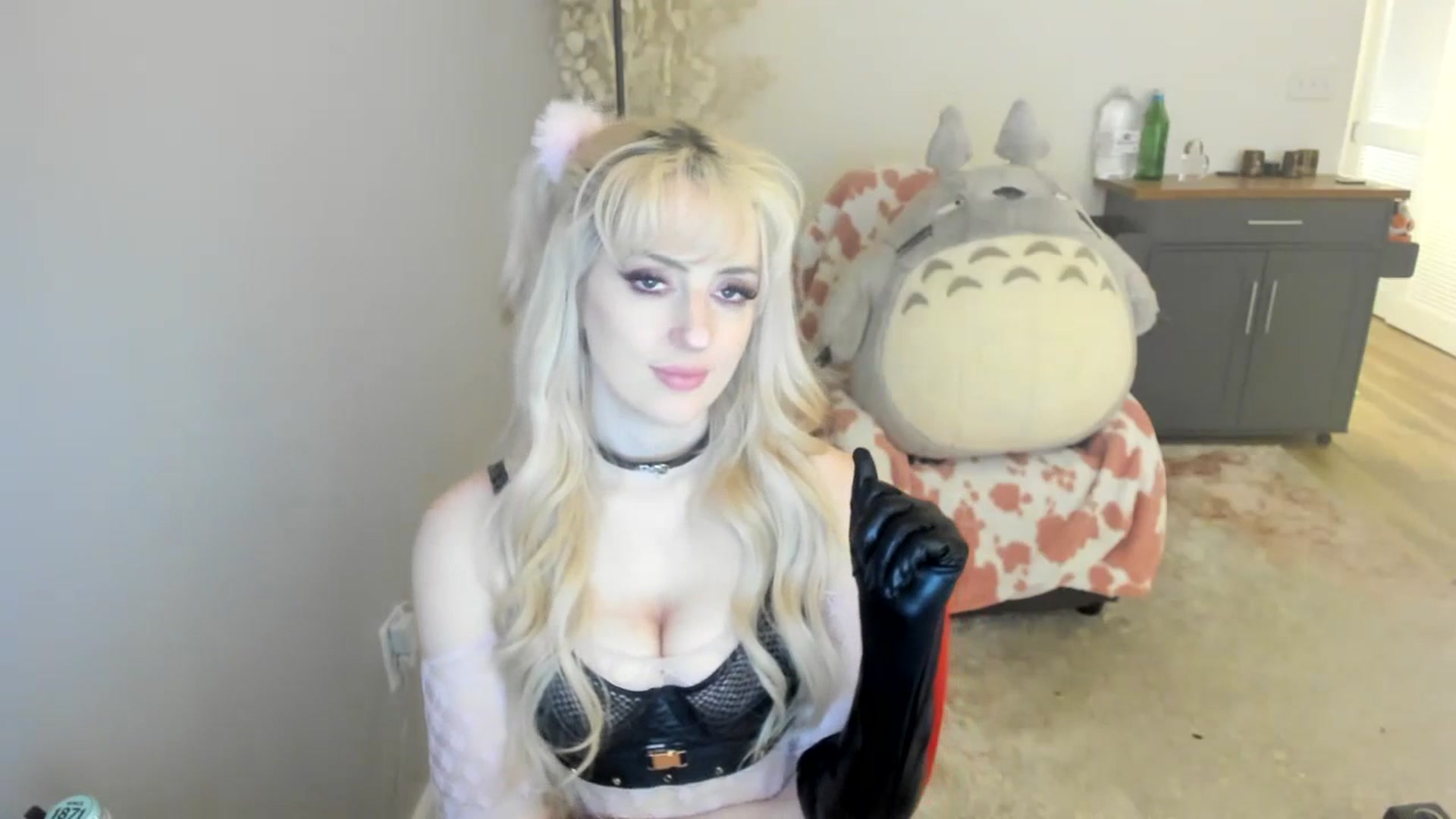 Gallery image thumbnail from Milk_Cuck's myfreecams stream on, 07/01/2023, 01:03 image 19 of 20