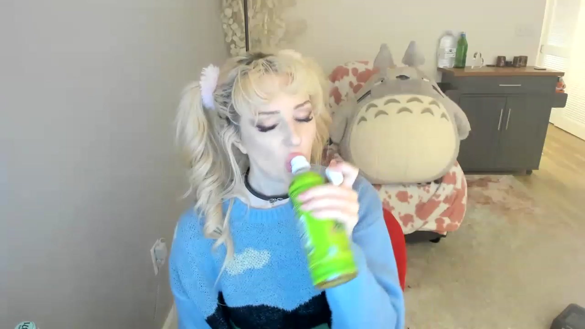 Gallery image thumbnail from Milk_Cuck's myfreecams stream on, 07/04/2023, 07:11 image 19 of 20