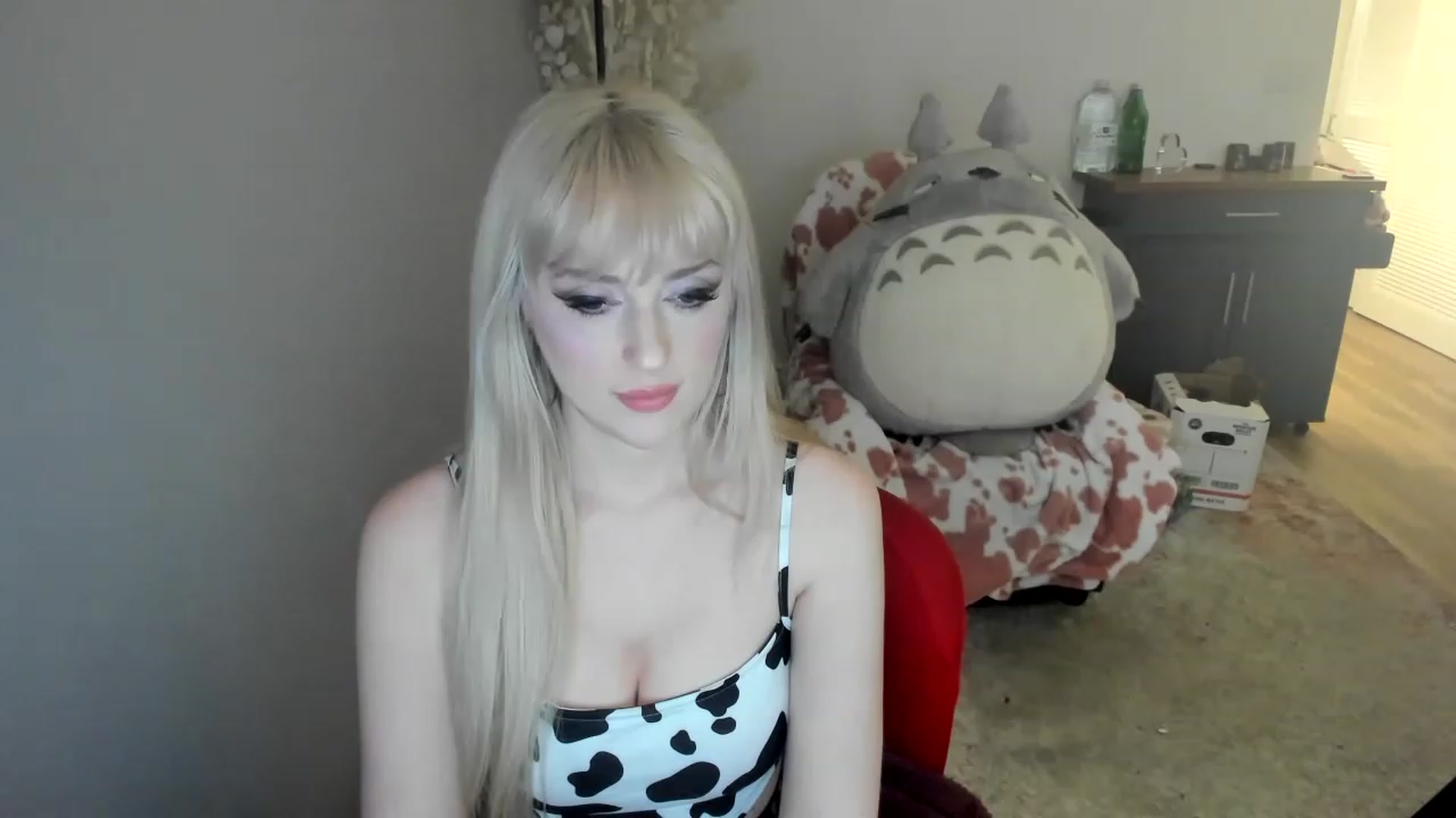 Gallery image thumbnail from Milk_Domme's myfreecams stream on, 06/01/2023, 11:43 image 20 of 20