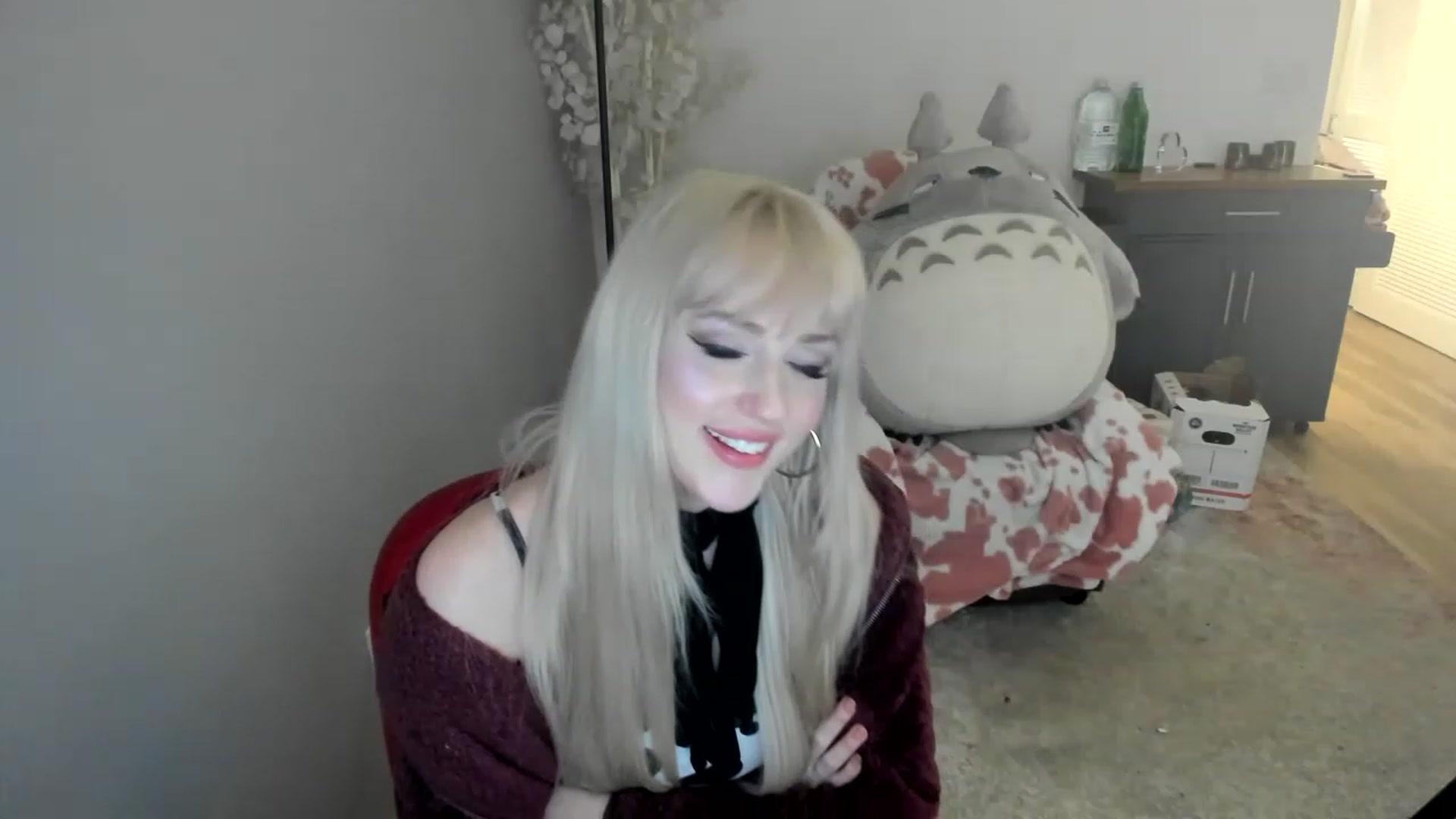 Gallery image thumbnail from Milk_Domme's myfreecams stream on, 06/01/2023, 14:19 image 8 of 20