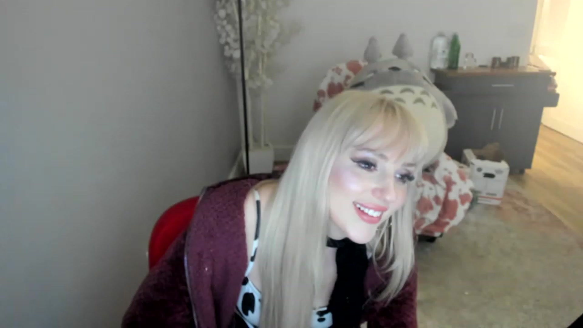 Gallery image thumbnail from Milk_Domme's myfreecams stream on, 06/01/2023, 15:49 image 8 of 20