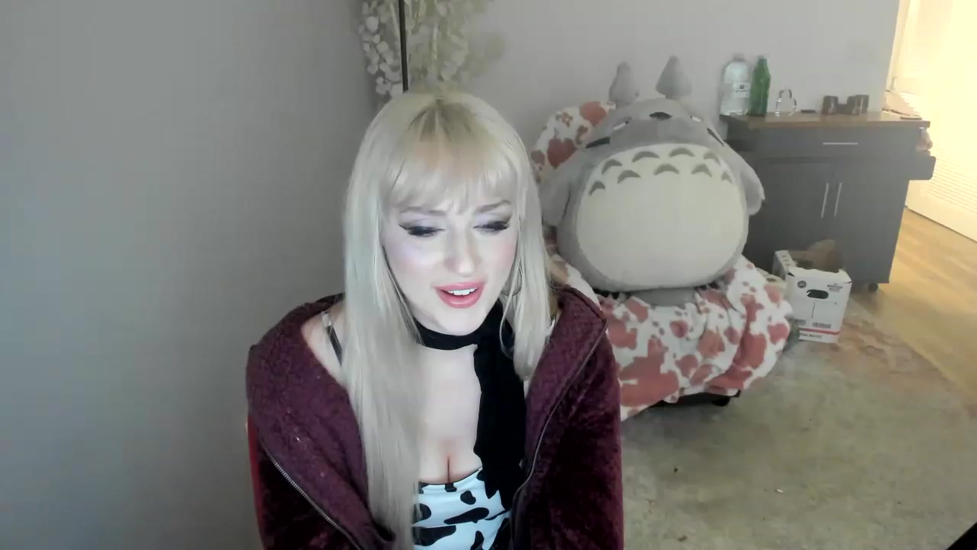 Gallery image thumbnail from Milk_Domme's myfreecams stream on, 06/01/2023, 15:49 image 7 of 20