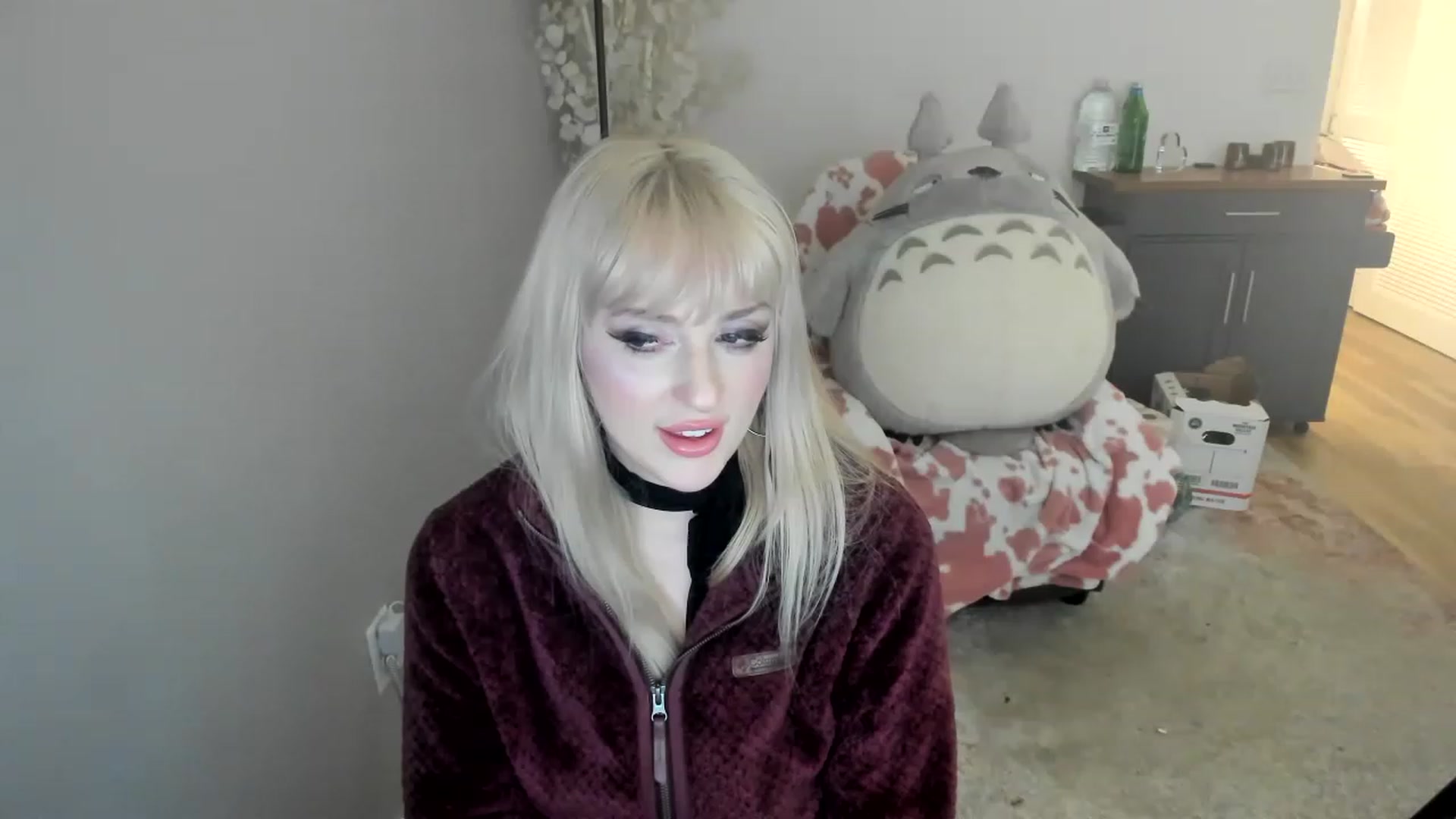 Gallery image thumbnail from Milk_Domme's myfreecams stream on, 06/01/2023, 15:49 image 14 of 20
