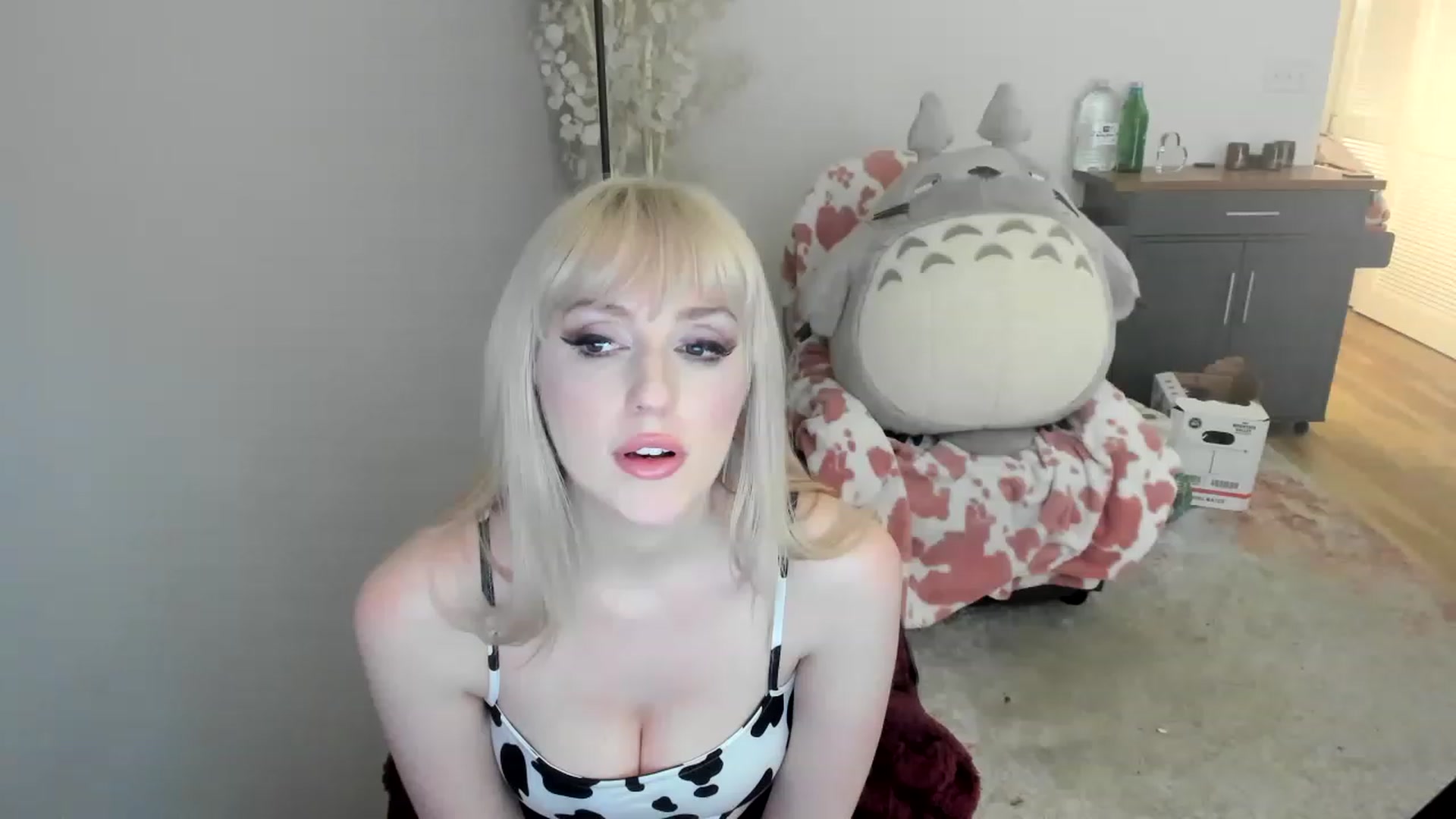 Gallery image thumbnail from Milk_Domme's myfreecams stream on, 06/01/2023, 15:49 image 20 of 20