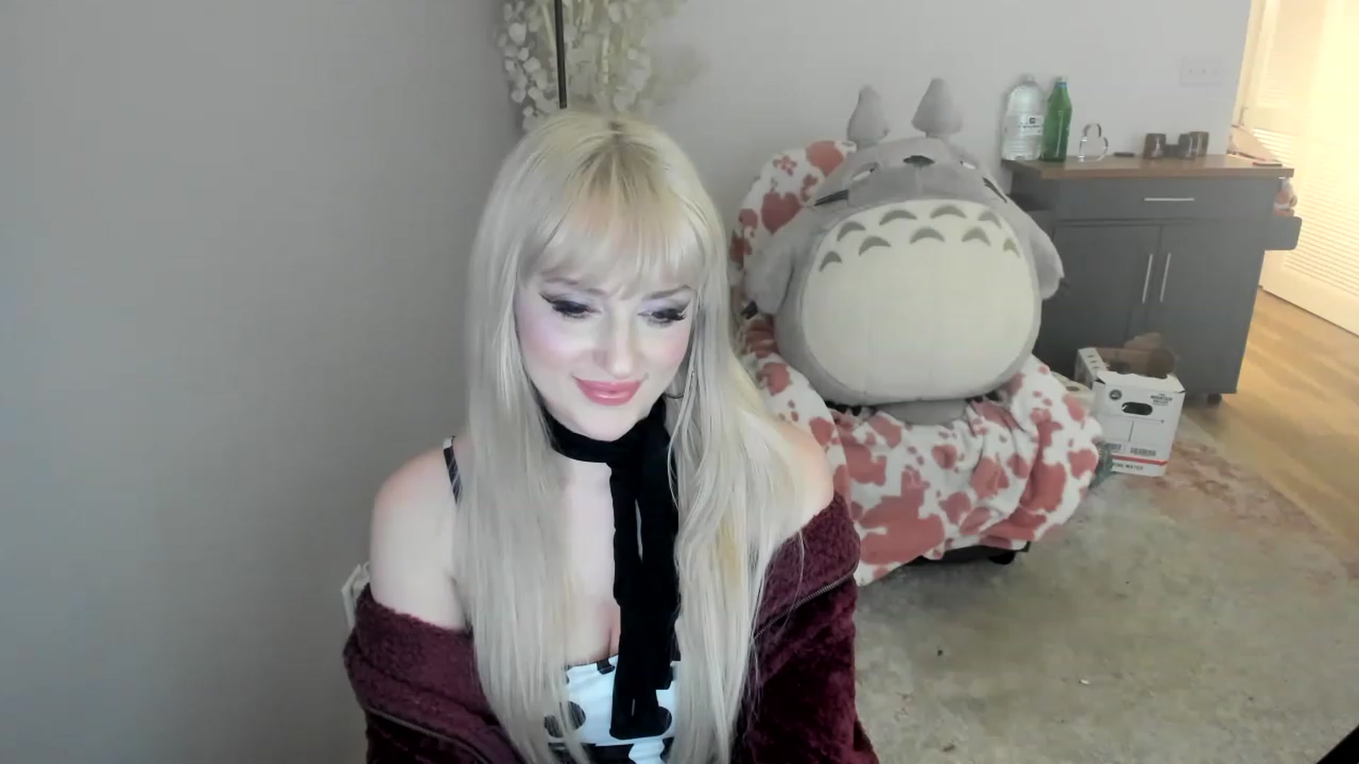 Gallery image thumbnail from Milk_Domme's myfreecams stream on, 06/01/2023, 15:49 image 5 of 20