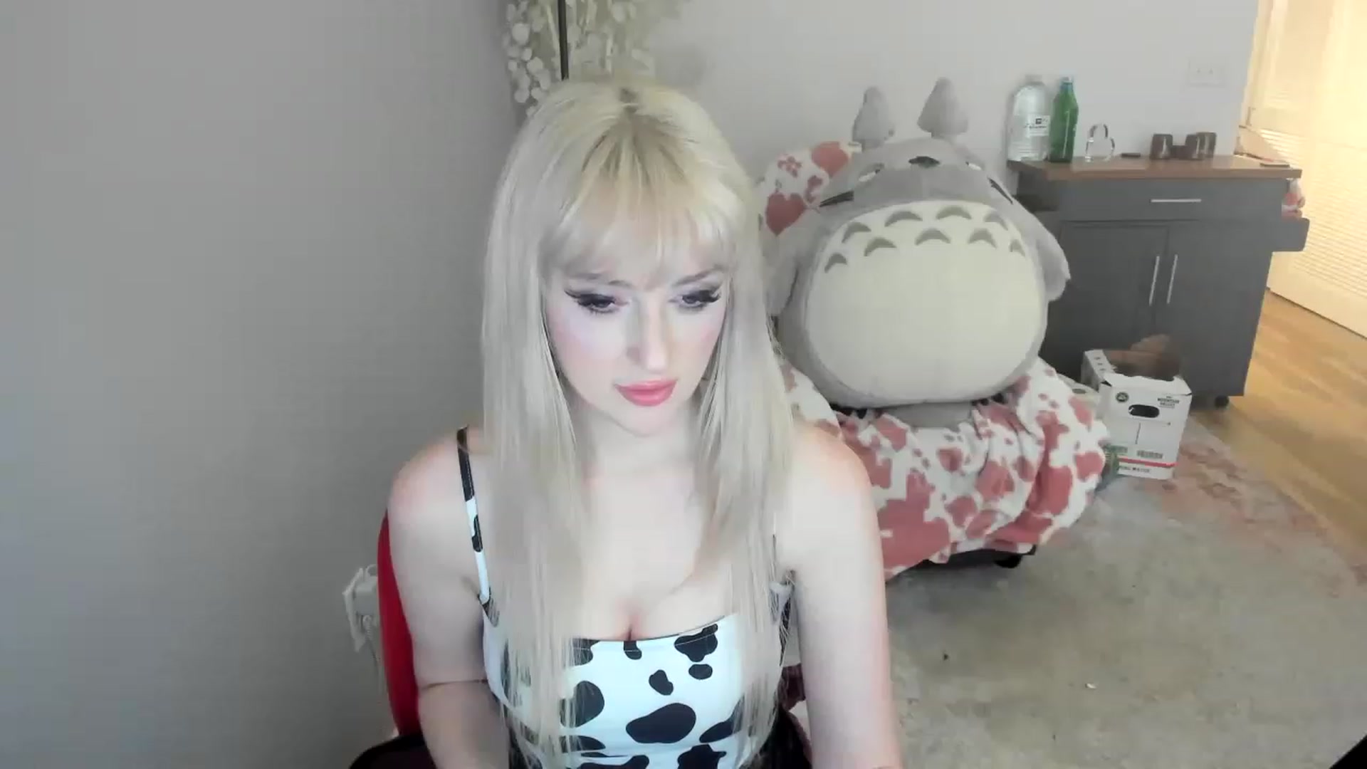 Gallery image thumbnail from Milk_Domme's myfreecams stream on, 06/01/2023, 16:39 image 20 of 20