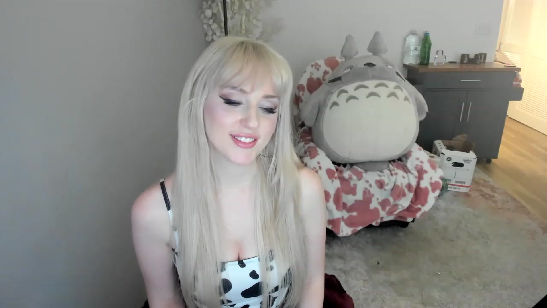 Gallery image thumbnail from Milk_Domme's myfreecams stream on, 06/01/2023, 19:03 image 20 of 20