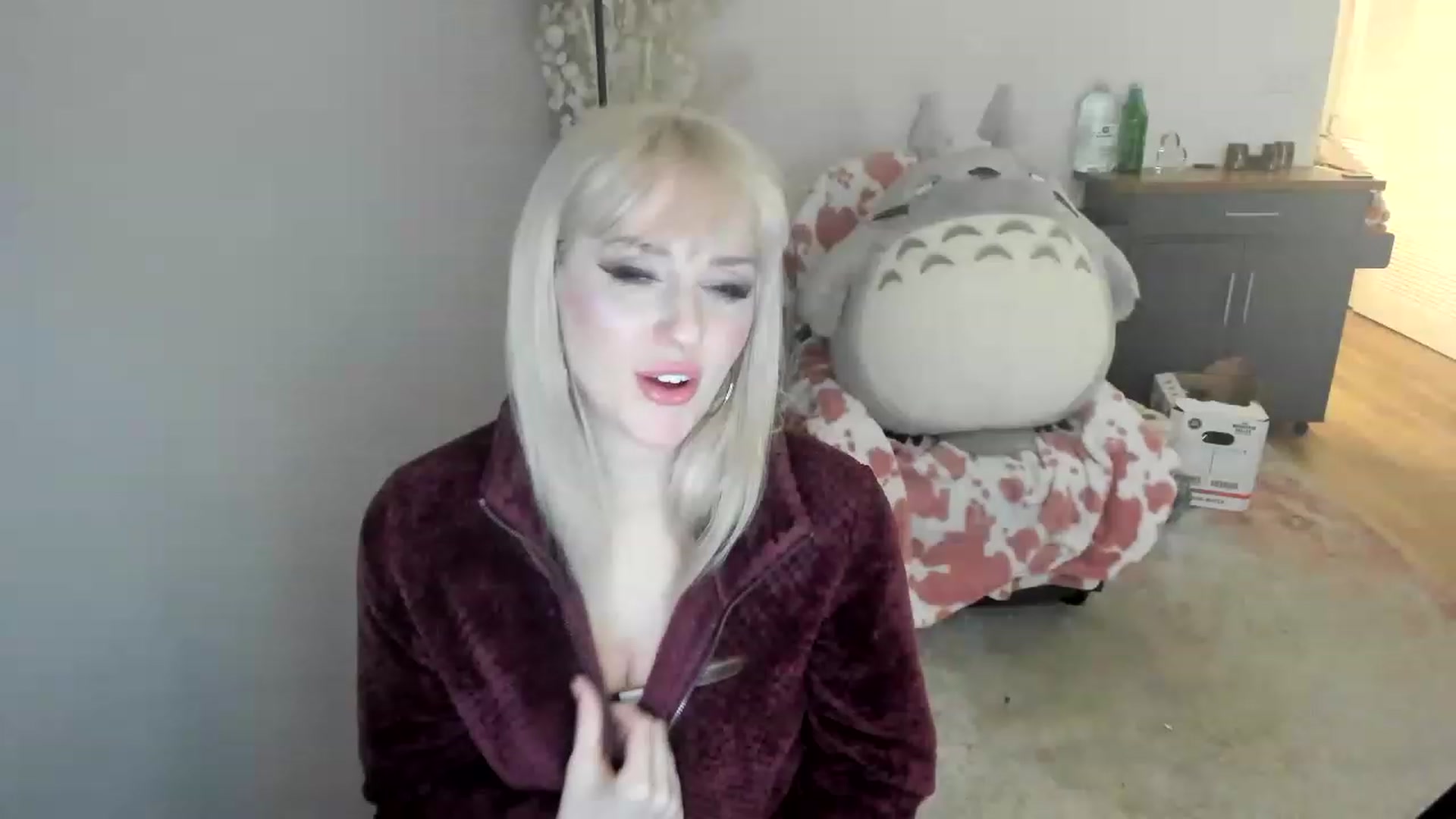 Gallery image thumbnail from Milk_Domme's myfreecams stream on, 06/01/2023, 19:03 image 1 of 20