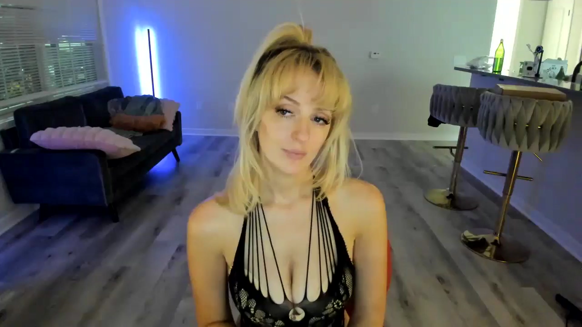 Gallery image thumbnail from Milk_Milk's myfreecams stream on, 11/23/2024, 09:15 image 20 of 20