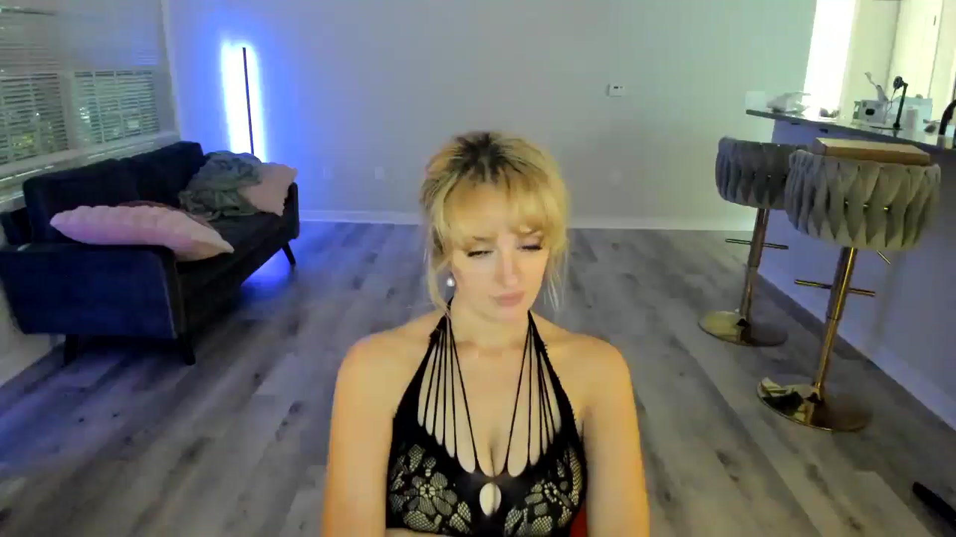 Gallery image thumbnail from Milk_Milk's myfreecams stream on, 11/24/2024, 08:16 image 20 of 20