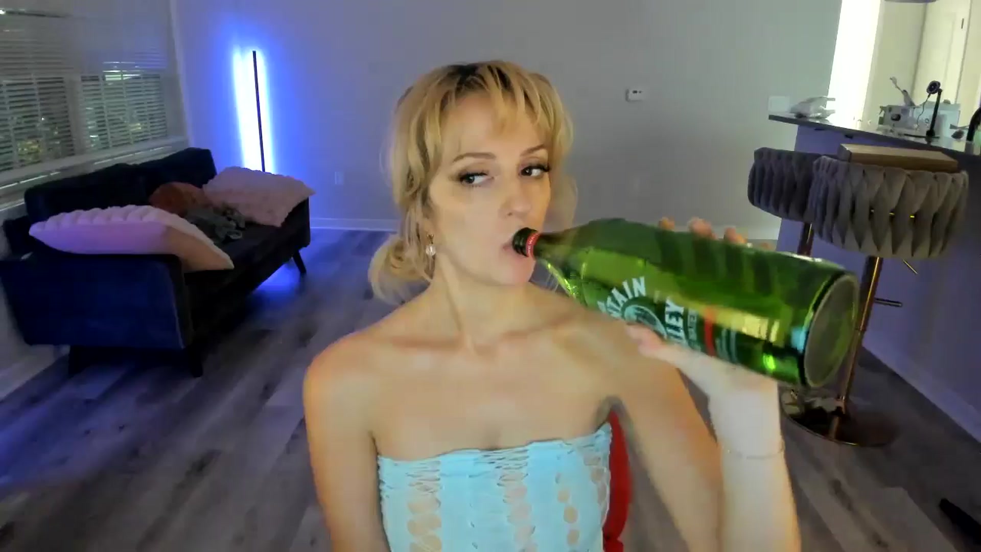 Gallery image thumbnail from Milk_Milk's myfreecams stream on, 11/26/2024, 02:55 image 3 of 20