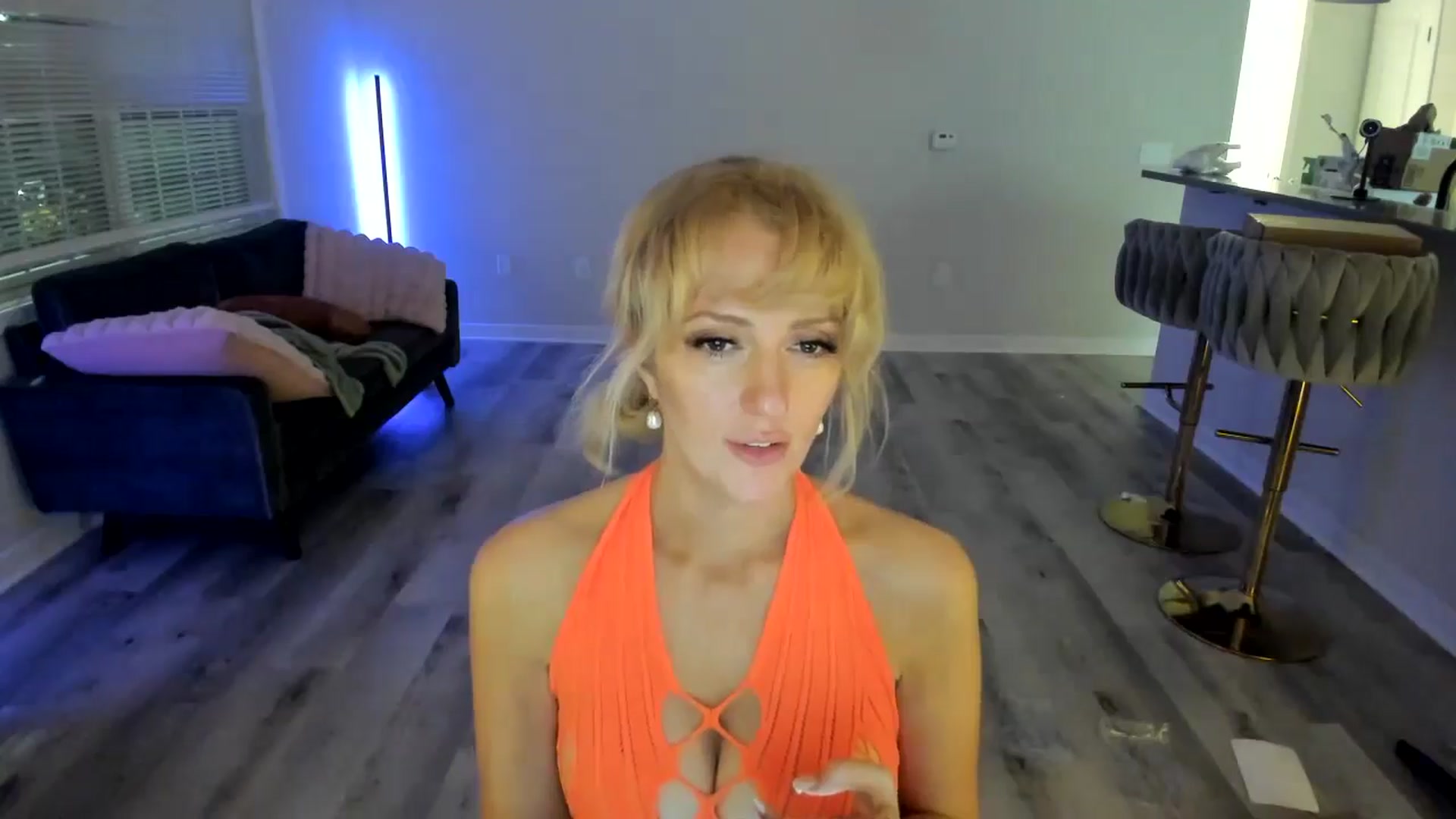 Gallery image thumbnail from Milk_Milk's myfreecams stream on, 11/29/2024, 03:43 image 14 of 20