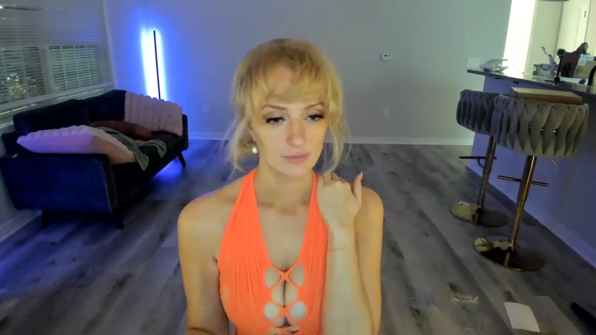Gallery image thumbnail from Milk_Milk's myfreecams stream on, 11/29/2024, 03:43 image 2 of 20