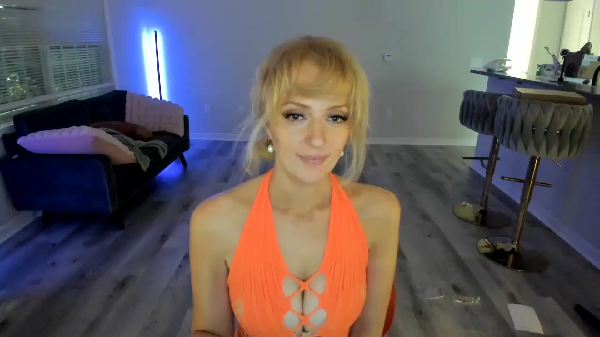 Gallery image thumbnail from Milk_Milk's myfreecams stream on, 11/29/2024, 05:11 image 4 of 20
