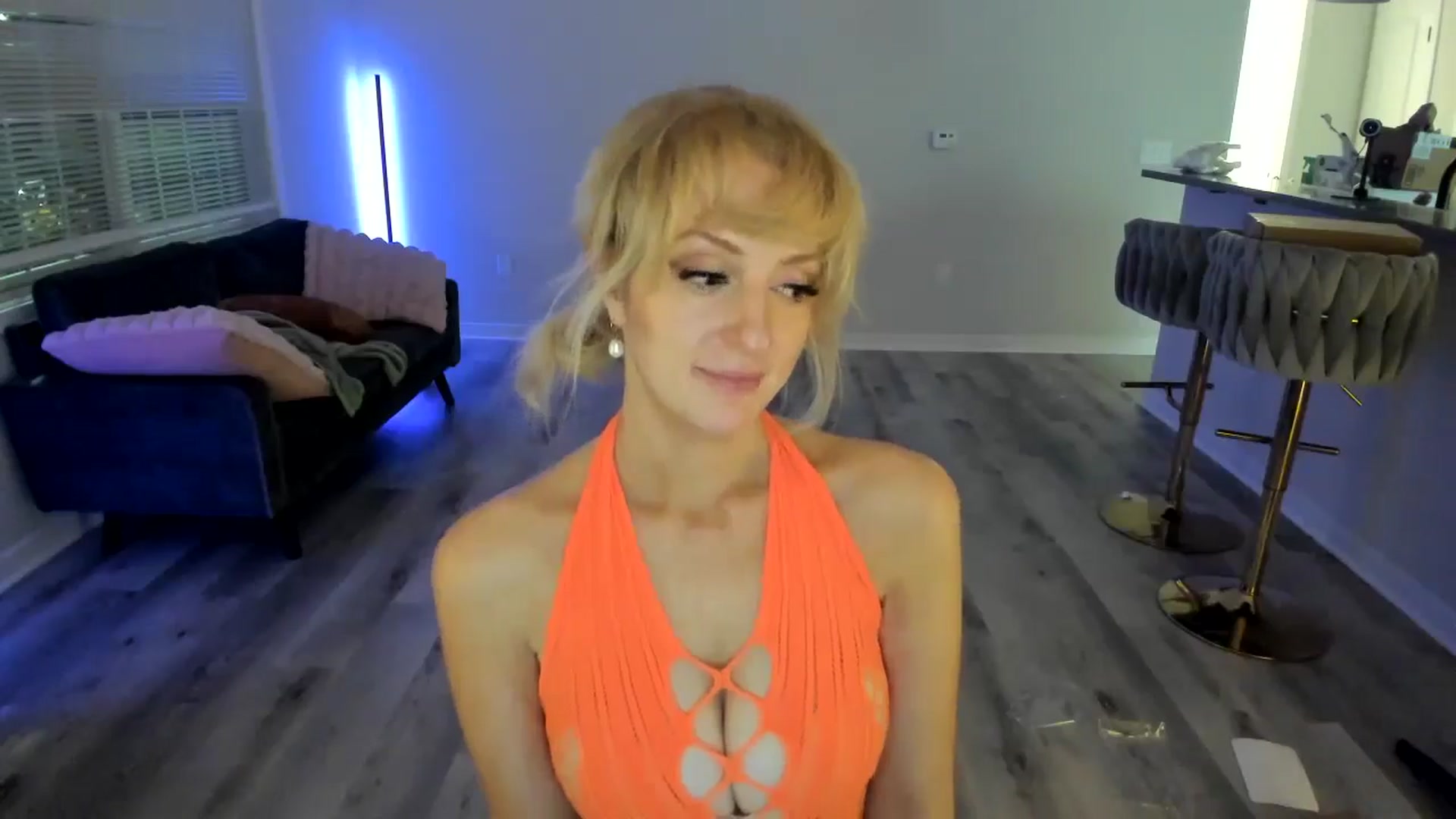 Gallery image thumbnail from Milk_Milk's myfreecams stream on, 11/29/2024, 05:11 image 19 of 20
