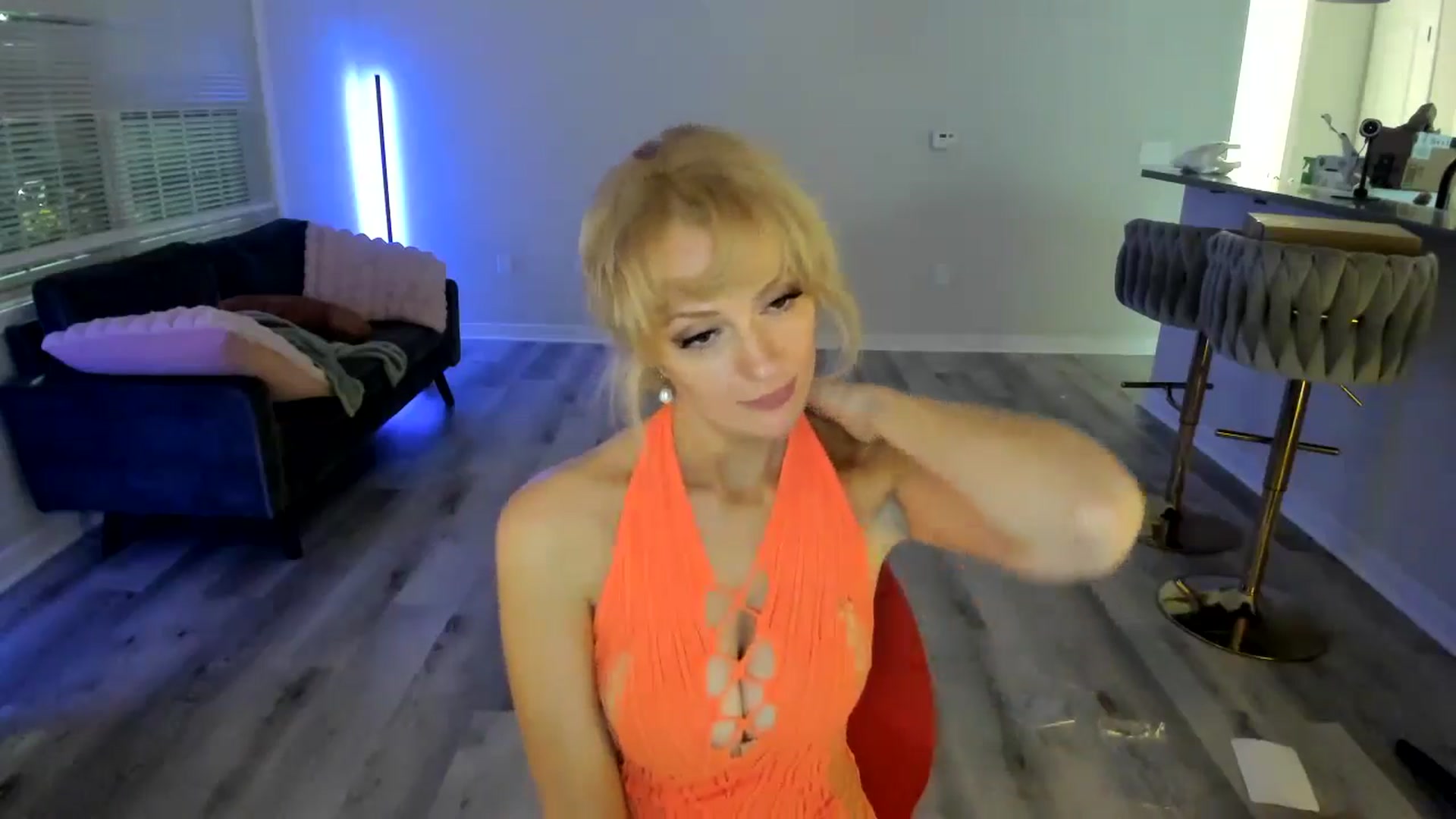 Gallery image thumbnail from Milk_Milk's myfreecams stream on, 11/29/2024, 07:36 image 6 of 20
