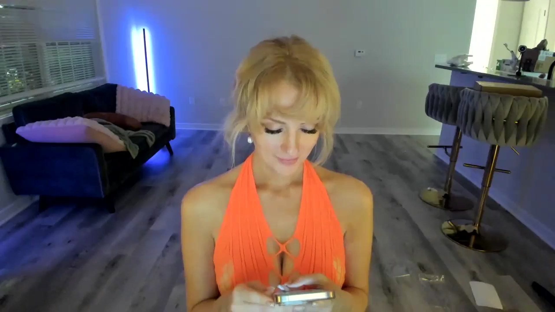 Gallery image thumbnail from Milk_Milk's myfreecams stream on, 11/29/2024, 07:36 image 17 of 20