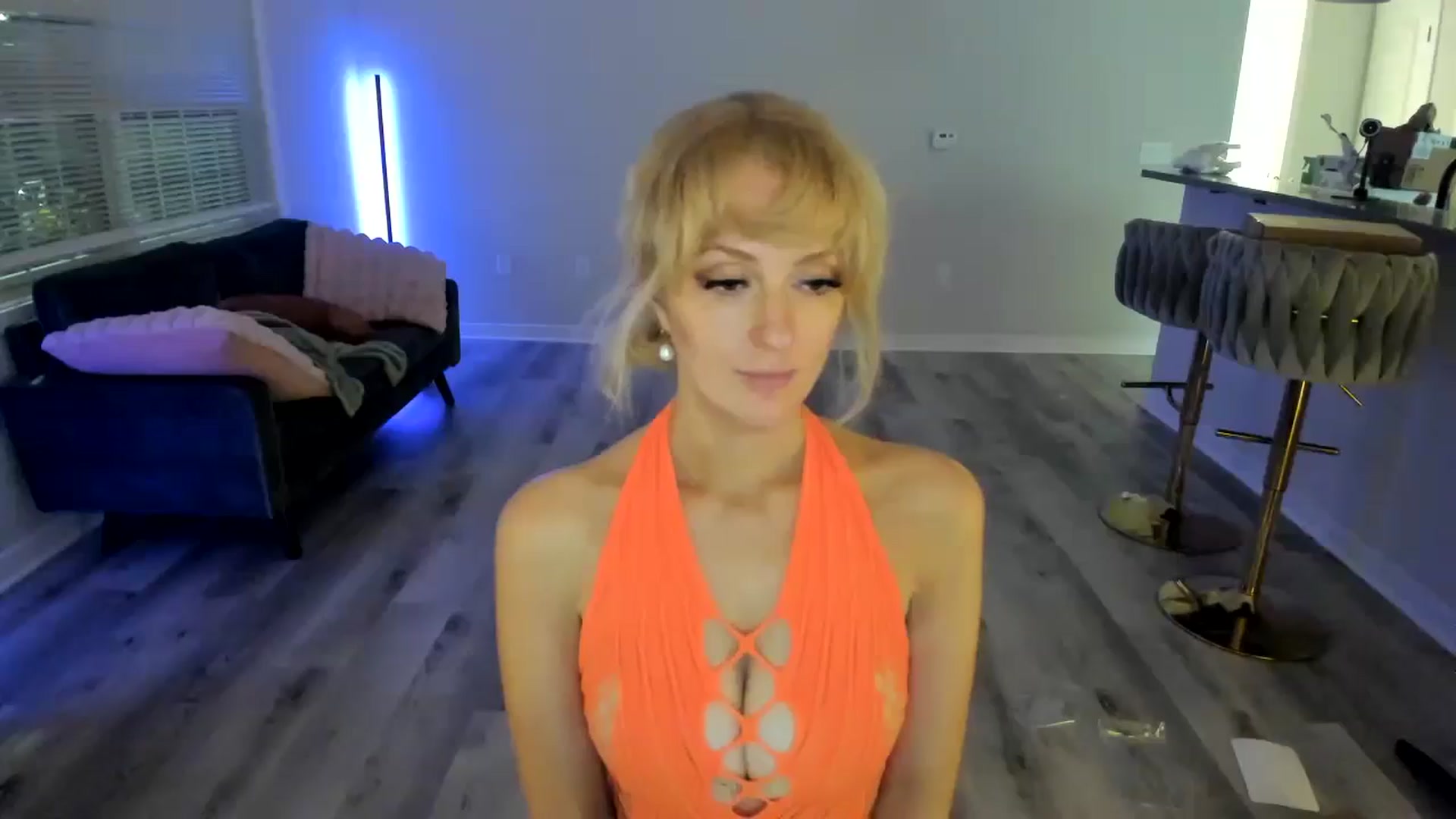 Gallery image thumbnail from Milk_Milk's myfreecams stream on, 11/29/2024, 07:36 image 4 of 20