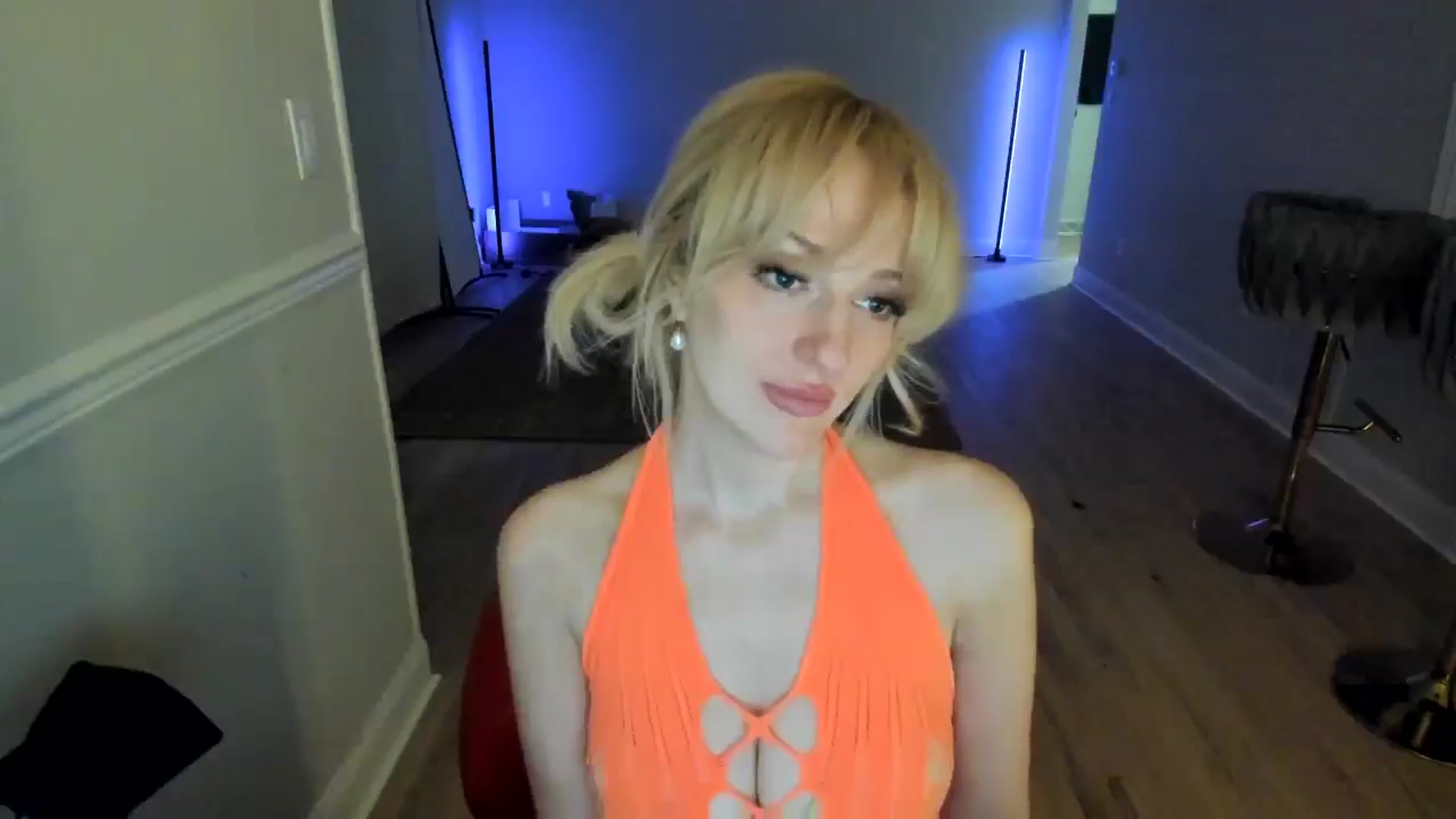 Gallery image thumbnail from Milk_Milk's myfreecams stream on, 12/04/2024, 06:46 image 5 of 20
