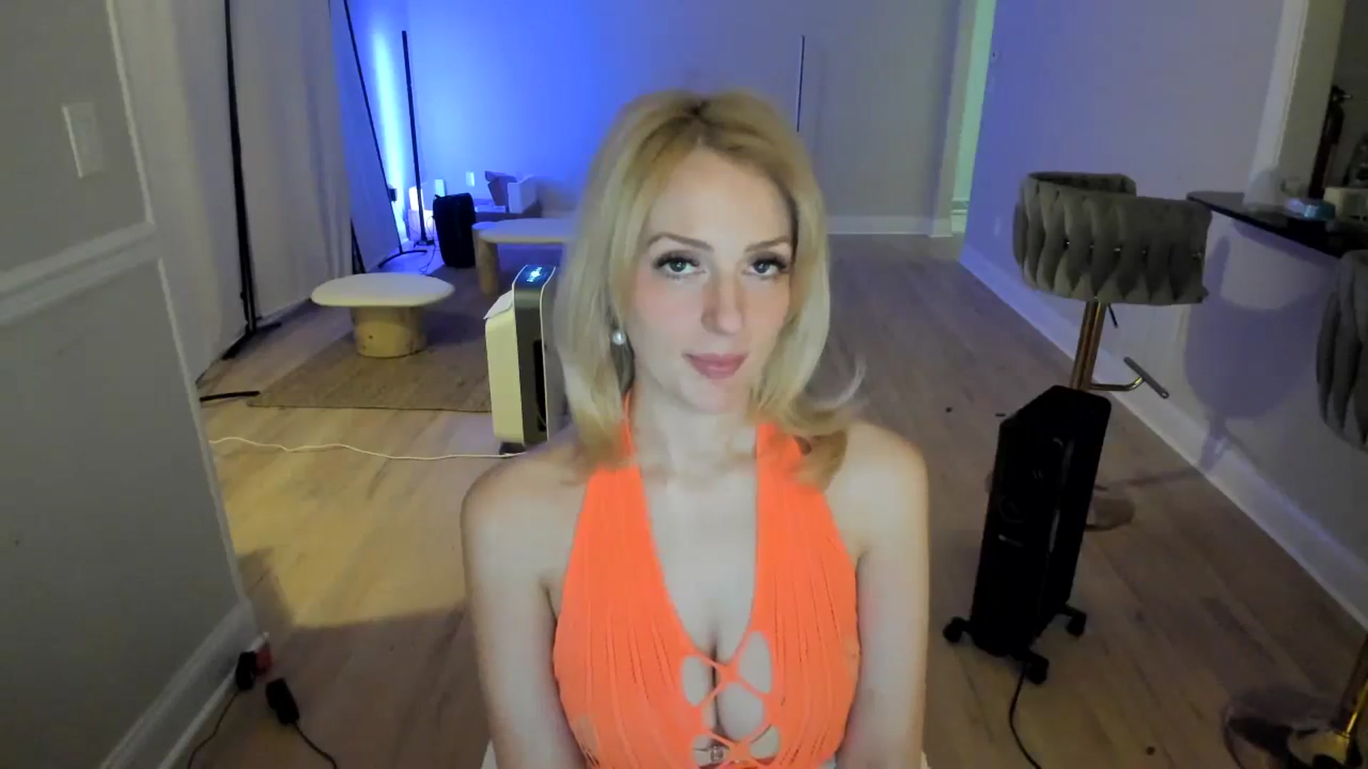 Gallery image thumbnail from Milk_Milk's myfreecams stream on, 12/09/2024, 04:33 image 2 of 20