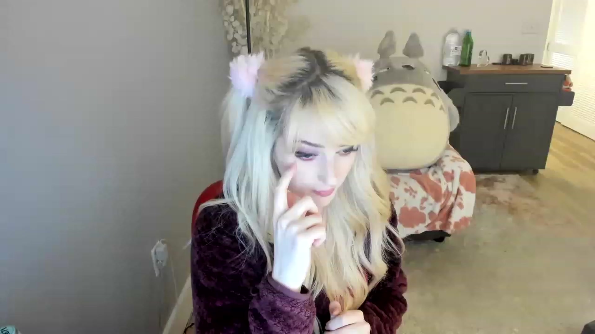 Gallery image thumbnail from Milk_Party's myfreecams stream on, 07/07/2023, 11:19 image 4 of 20