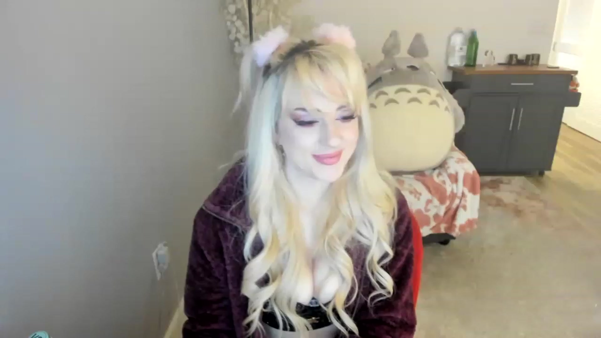 Gallery image thumbnail from Milk_Party's myfreecams stream on, 07/08/2023, 04:58 image 6 of 20