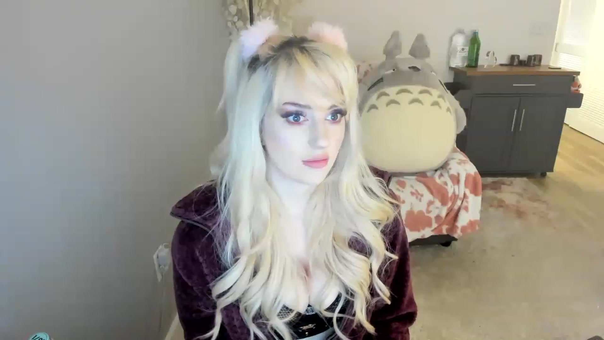 Gallery image thumbnail from Milk_Party's myfreecams stream on, 07/08/2023, 06:37 image 18 of 20