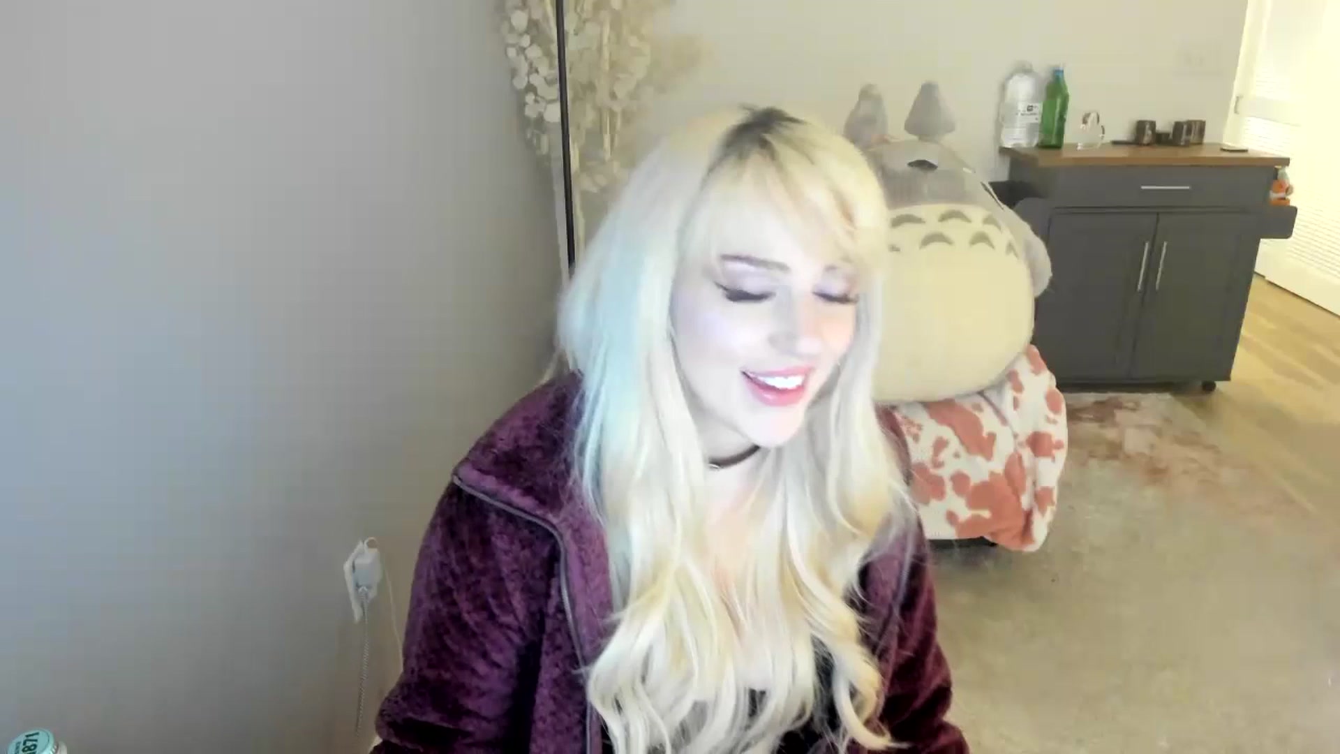 Gallery image thumbnail from Milk_Party's myfreecams stream on, 07/09/2023, 03:36 image 1 of 20
