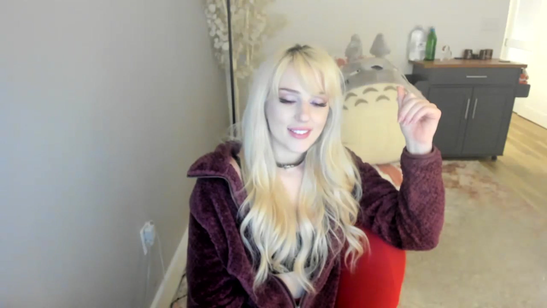 Gallery image thumbnail from Milk_Party's myfreecams stream on, 07/09/2023, 06:44 image 4 of 20