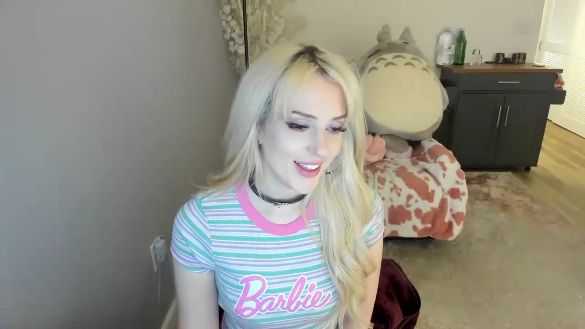 Gallery image thumbnail from Milk_Party's myfreecams stream on, 07/09/2023, 07:38 image 16 of 20