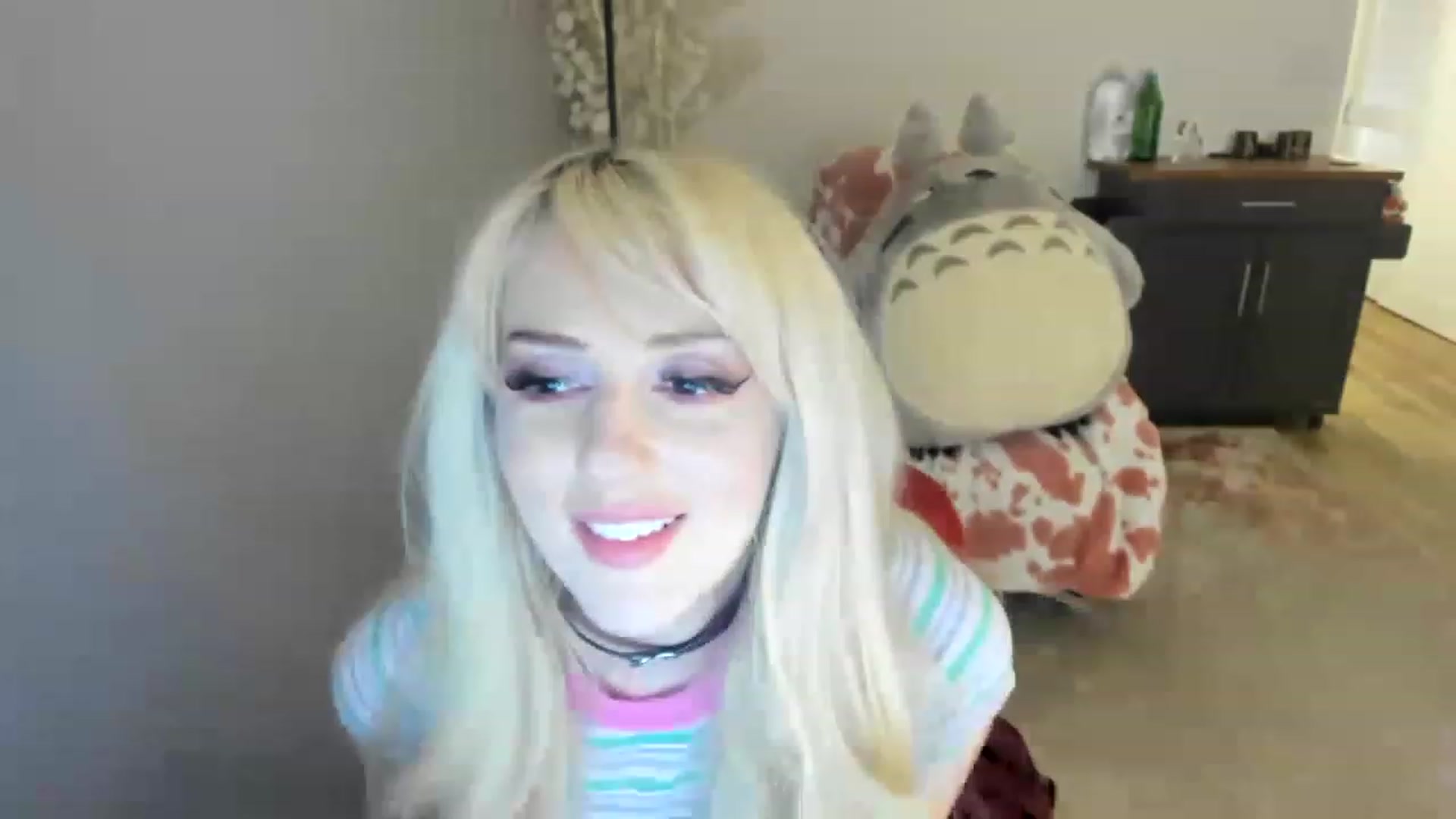 Gallery image thumbnail from Milk_Party's myfreecams stream on, 07/09/2023, 08:43 image 3 of 20