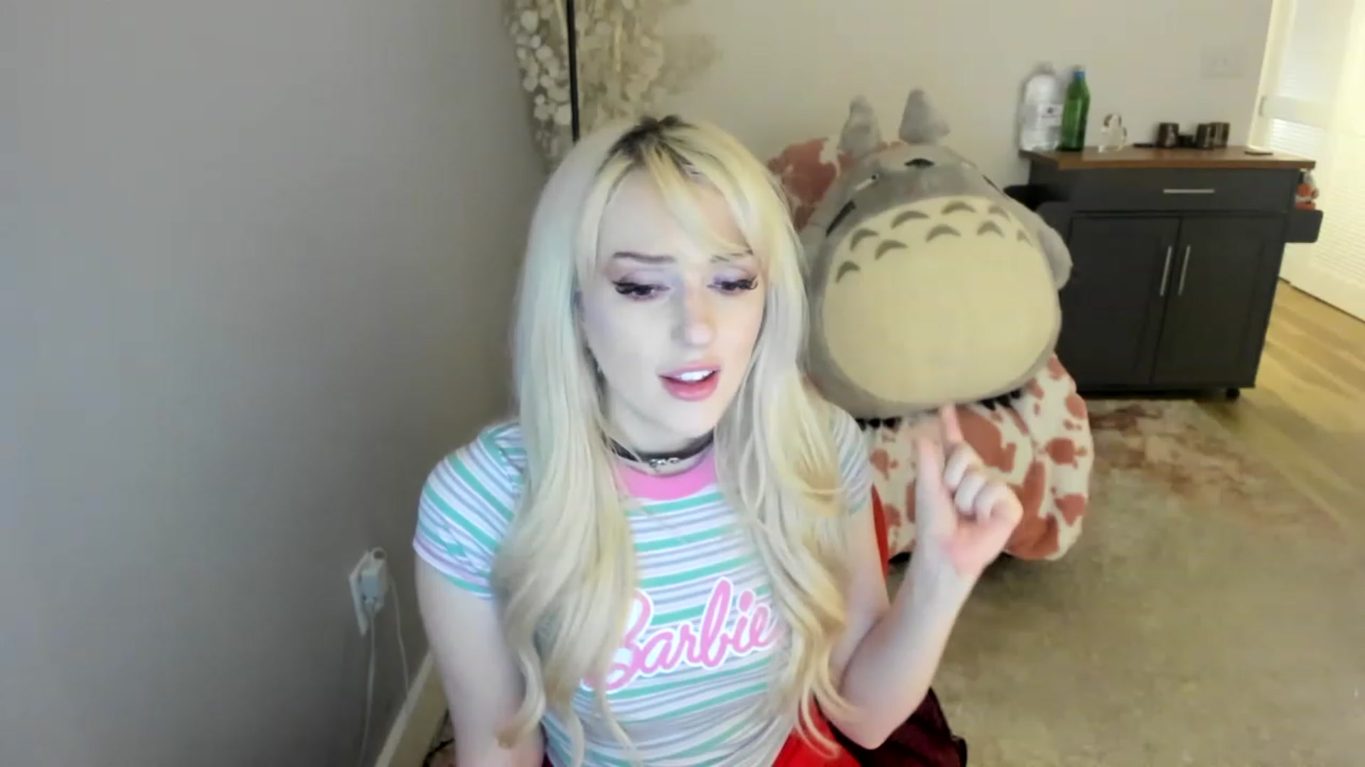 Gallery image thumbnail from Milk_Party's myfreecams stream on, 07/09/2023, 08:43 image 7 of 20