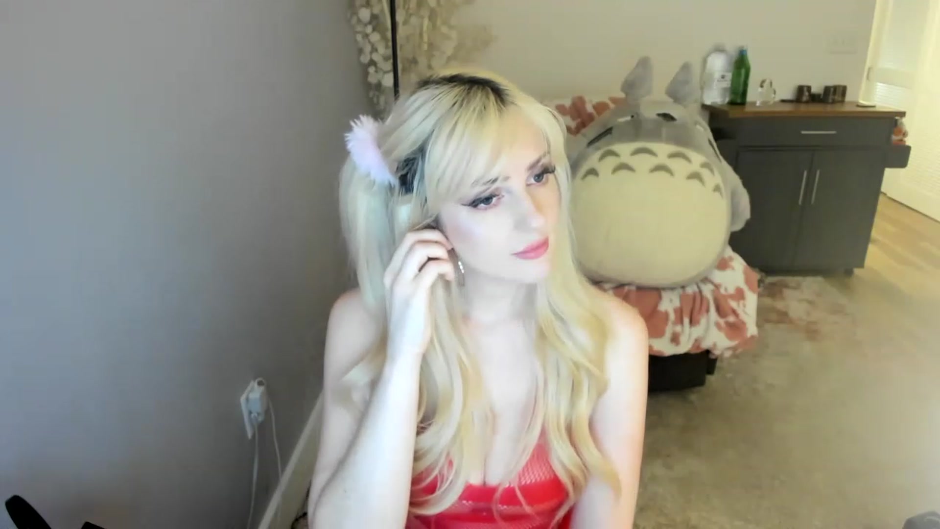 Gallery image thumbnail from Milk_Party's myfreecams stream on, 07/12/2023, 08:00 image 19 of 20
