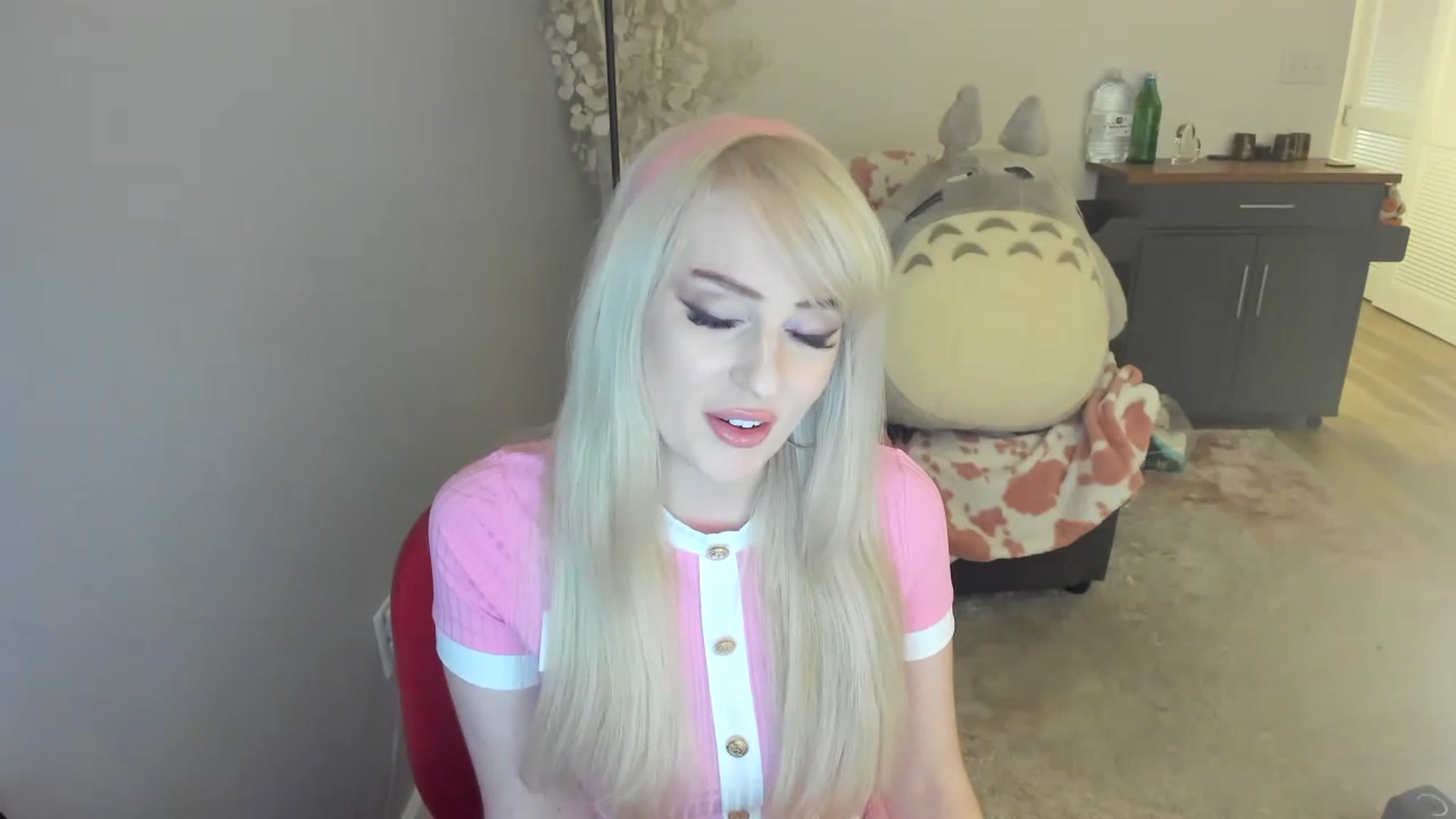 Gallery image thumbnail from Milk_Party's myfreecams stream on, 07/16/2023, 02:06 image 3 of 20